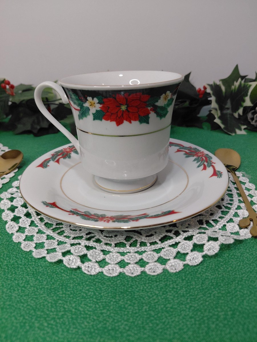 Vintage Tienshan Christmas Teacup Set | Deck the Halls Poinsettia Fine China, view 2