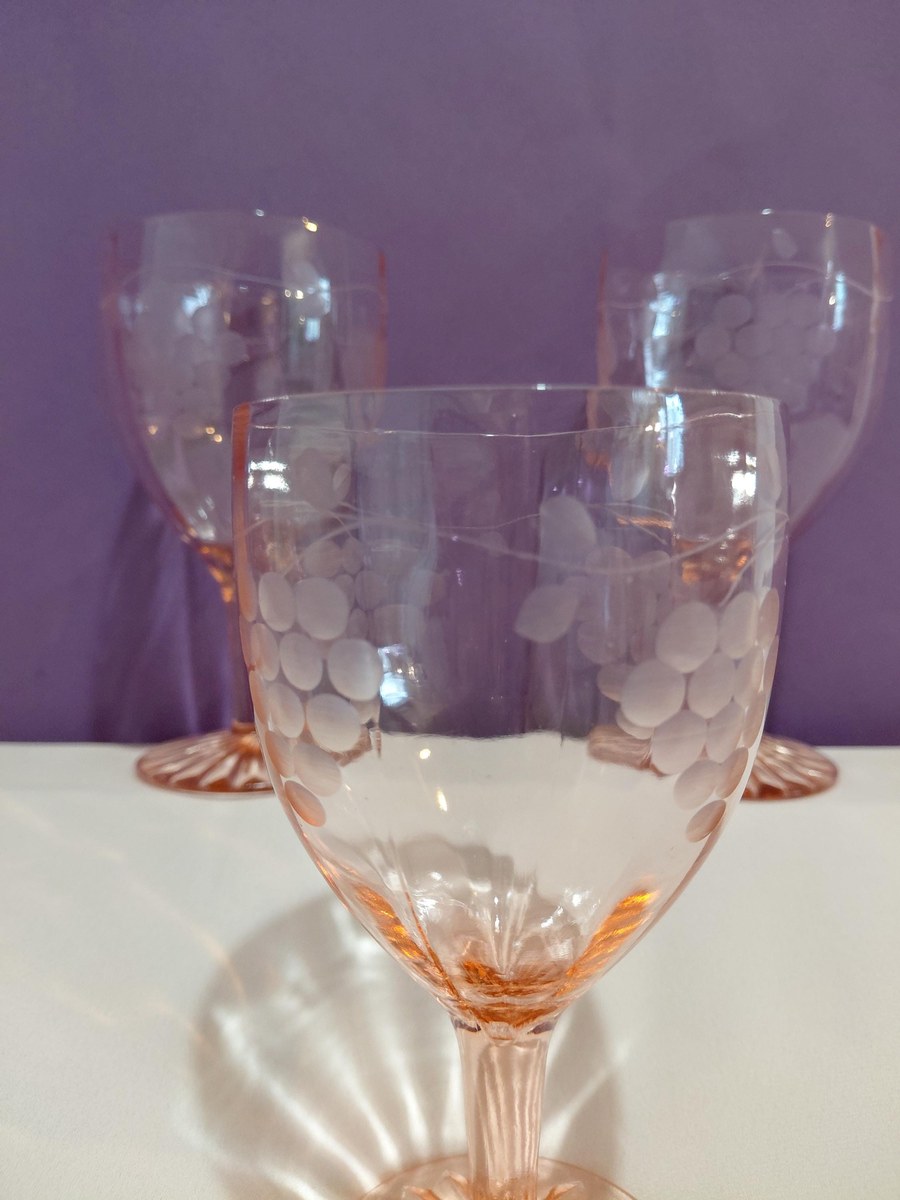 Antique Pink Depression Glass Grape Etched Wine Goblets Set, view 6