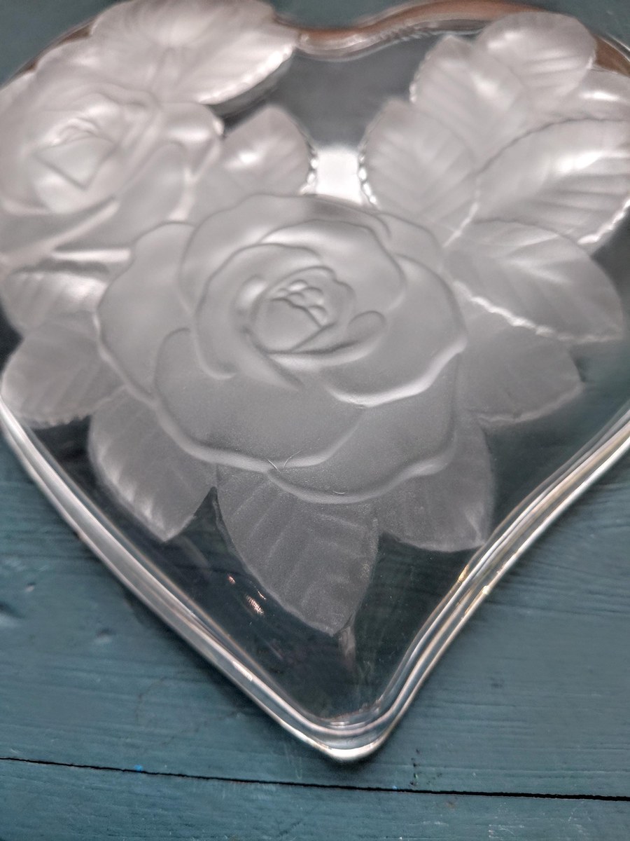 Vintage Studio Nova Winter Rose Heart Tray, Frosted Glass Trinket Dish, view 8