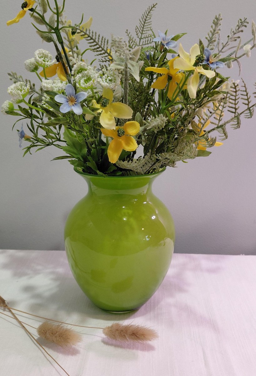 Vintage Lime Green Cased Art Glass Vase White Clear Layers 6.5”, view 15