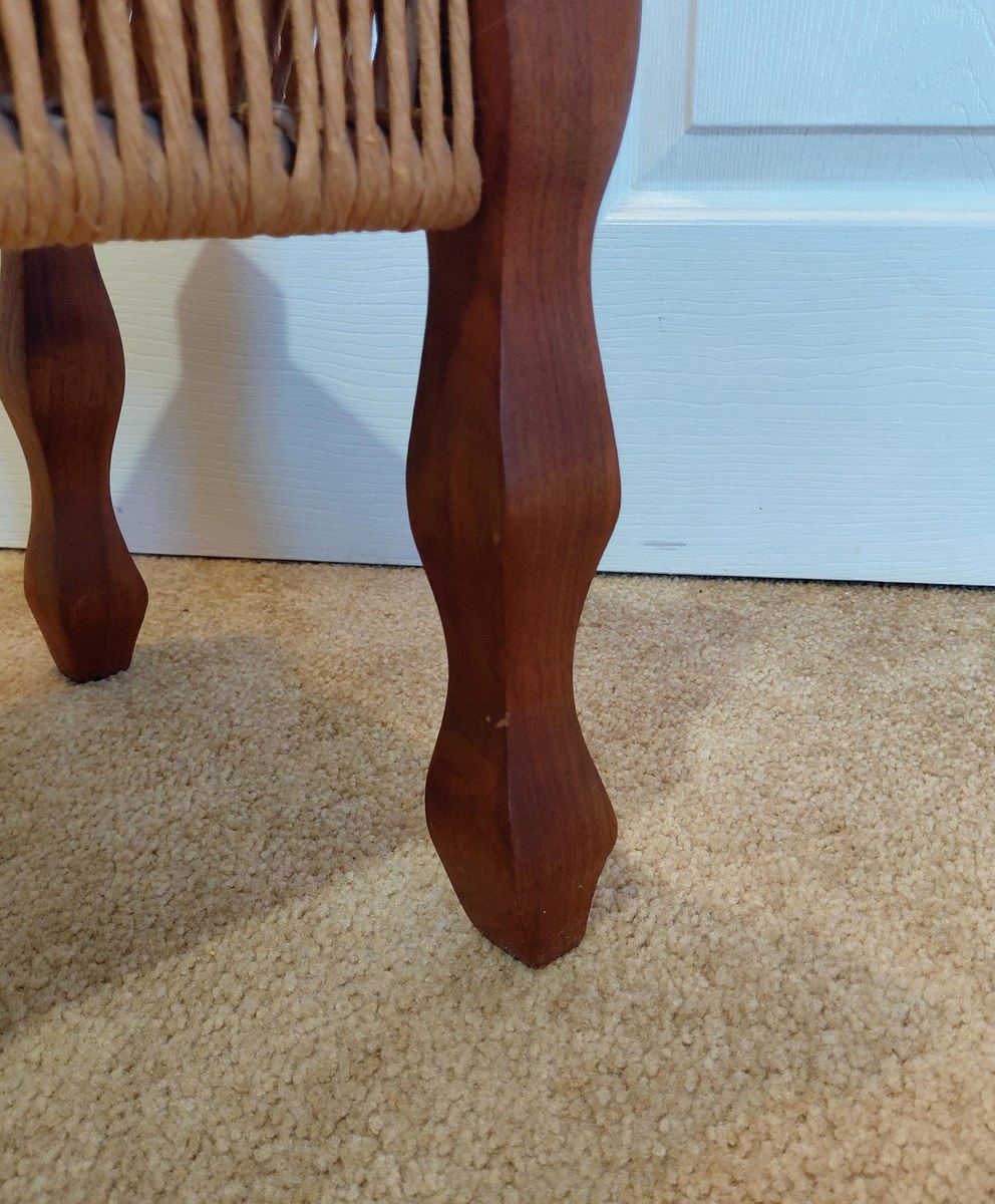 1970s Bluegrass Oakwood Handwoven Rush Footstool - Vintage Solid Oak Farmhouse Riser, view 11