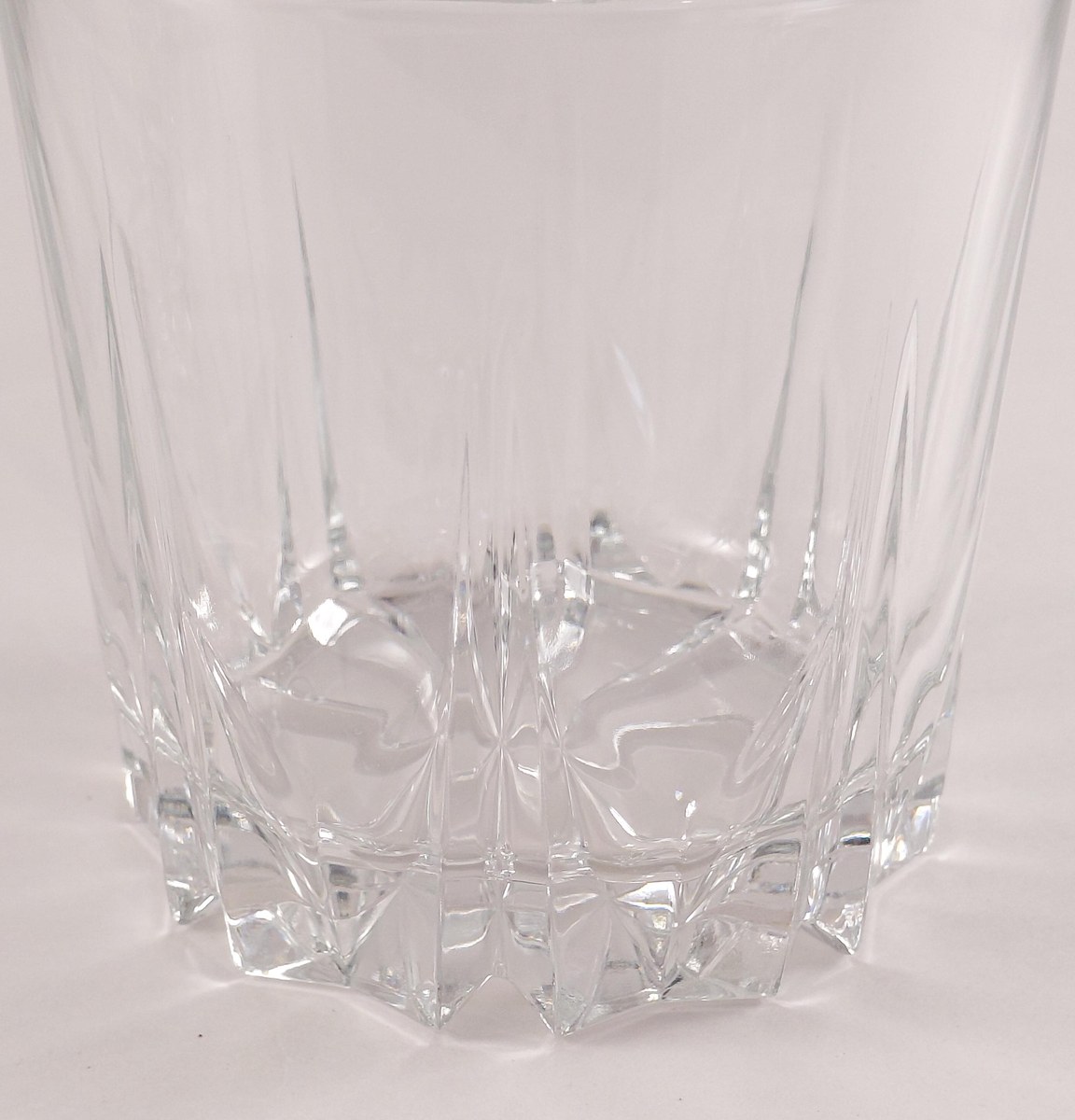 Vintage Mid Century Whiskey Glasses – Set of 2, view 9
