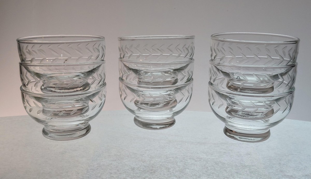 1960s Anchor Hocking Etched Laurel Leaf Sherbet Bowls Set, view 7