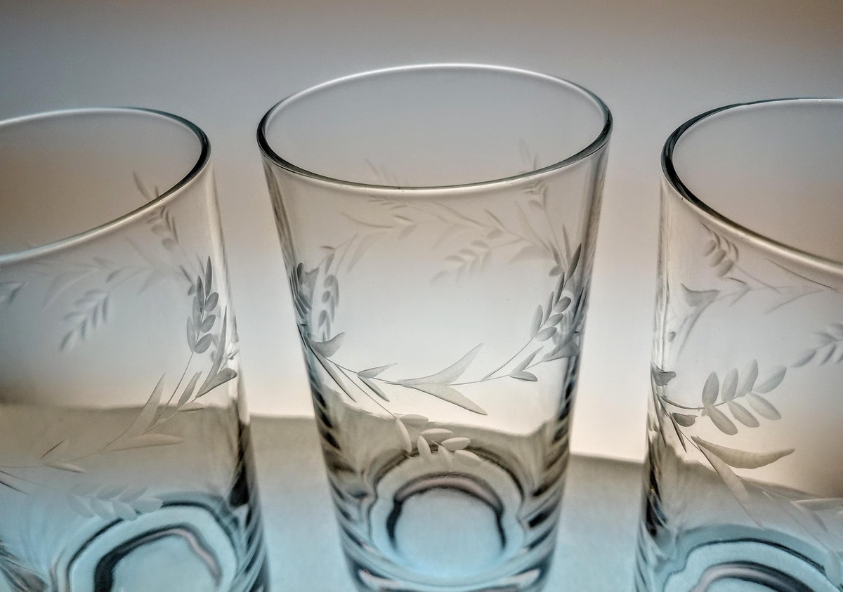 Vintage Javit Etched Leaf Tumblers Set of 3 MCM Acid Etched Glassware, view 20