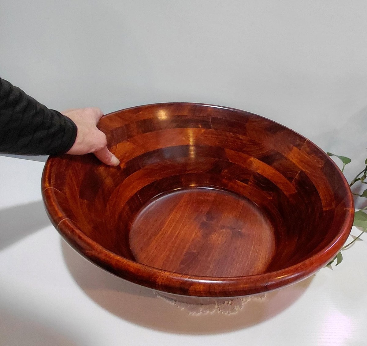 Vintage Pomerantz Rosewood Standing Bowl Set - MCM 34" Floor Pedestal Salad Server with hanging Fork and Spoon, view 18