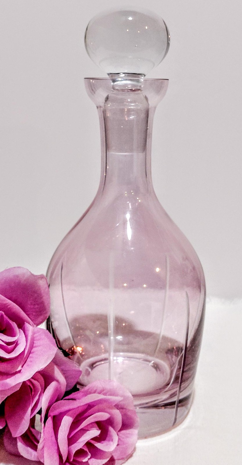 Vintage Bohemian Amethyst Glass Decanter Hand Blown Purple Art Glass Crystal Decanter with Stopper European Barware Decor