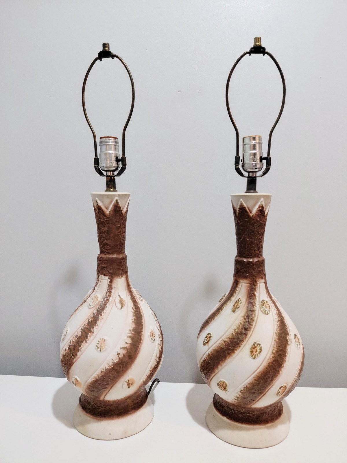 Vintage Drip Glaze Ceramic Table Lamps Pair, Mid Century Modern Earth Tone Lighting, 1970s MCM Bedside Lamps, Retro Ambient Decor