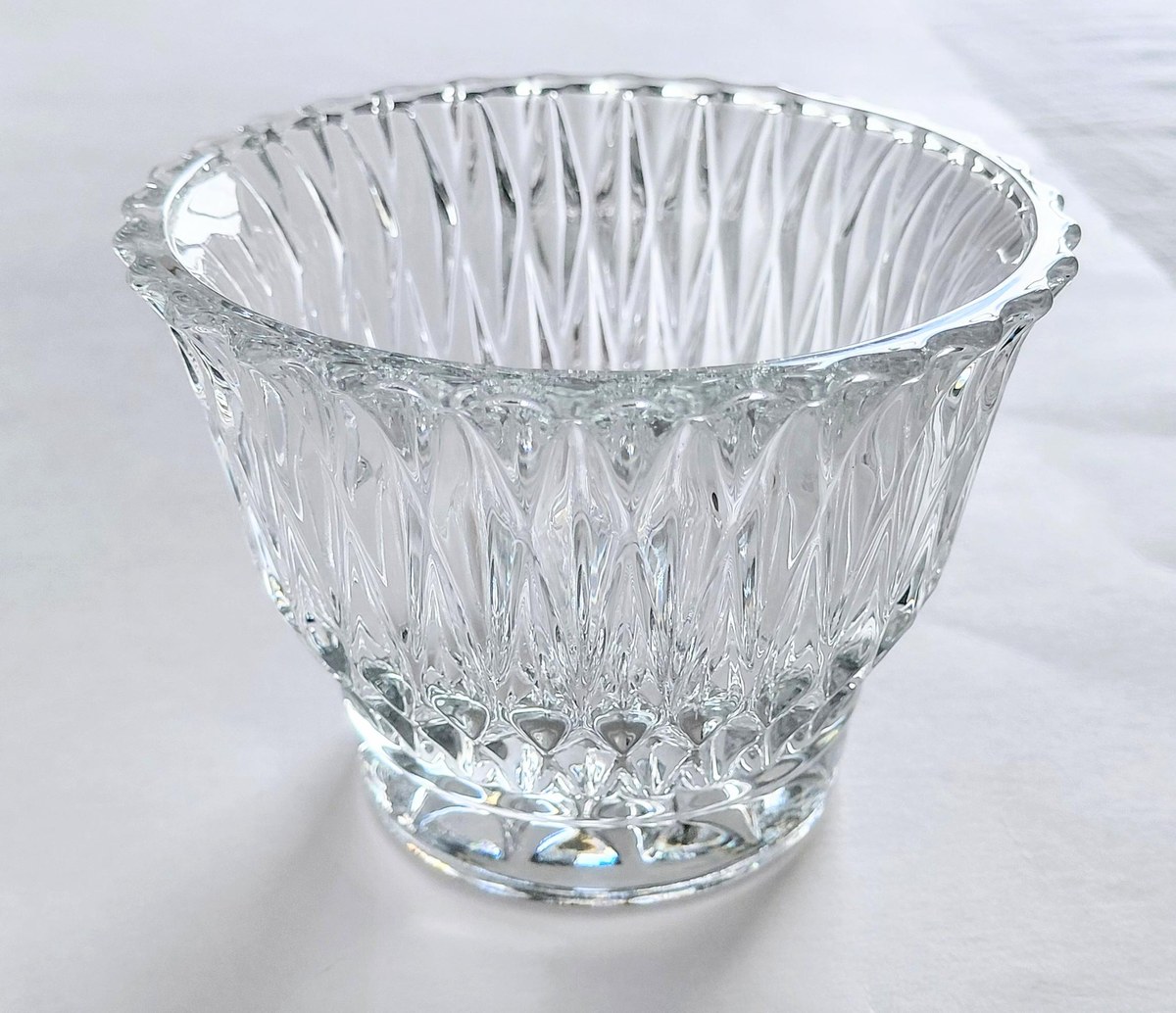 Vintage Libbey Pressed Glass Dessert Bowls Set of 6, Clear Cut Glass Style Berry Bowls, Scalloped Rim, Ice Cream Dishes, view 18