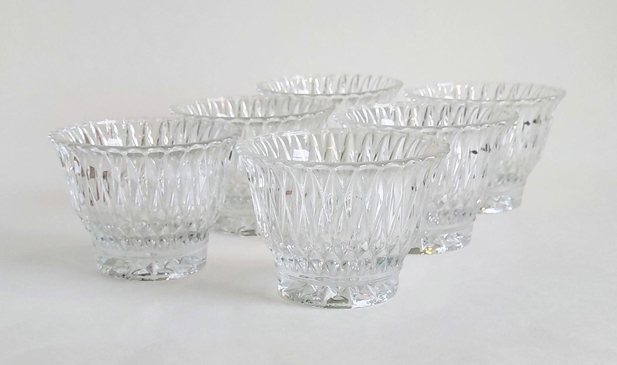 Vintage Libbey Pressed Glass Dessert Bowls Set of 6, Clear Cut Glass Style Berry Bowls, Scalloped Rim, Ice Cream Dishes, view 4