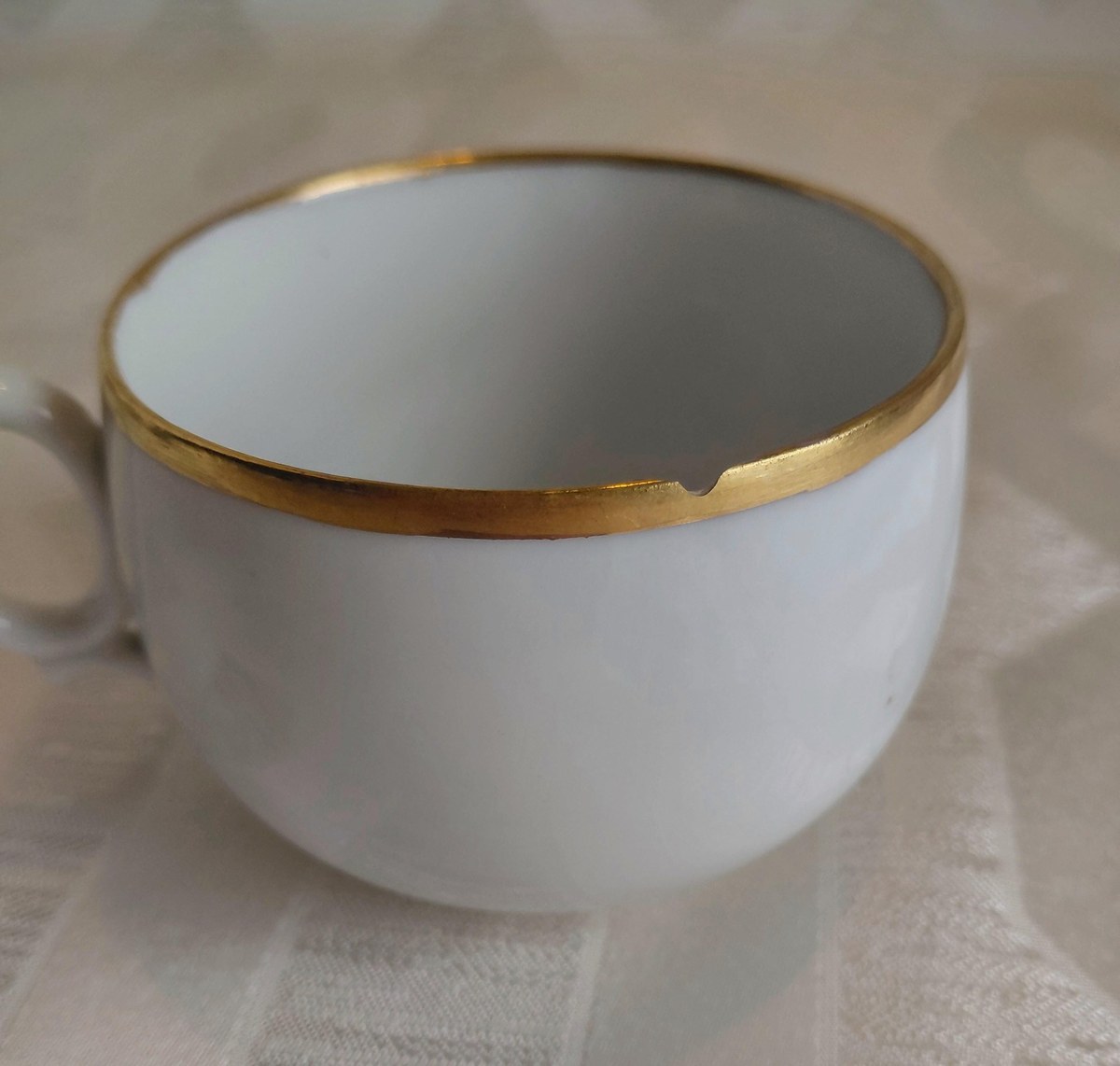 Vintage Weimar Germany Bone China Tea Set Hand Painted Heraldic Crest Gold Gilt Cups Saucers Dessert Plates Mid Century, view 17