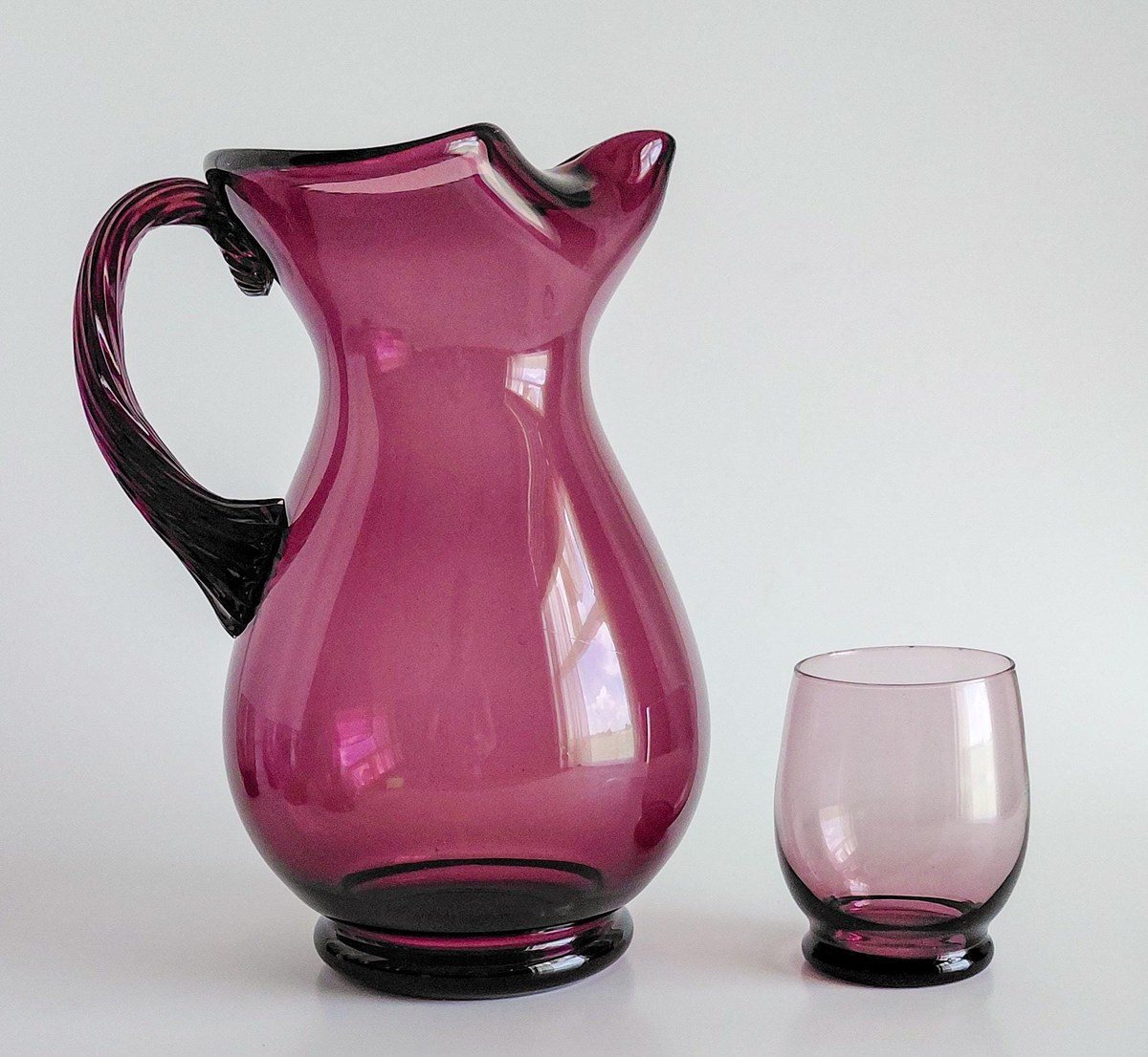 Vintage Italian Amethyst Glass Pitcher Set Hand Blown Purple Bubble Glass 7 Piece Drinkware Made in Italy, view 3