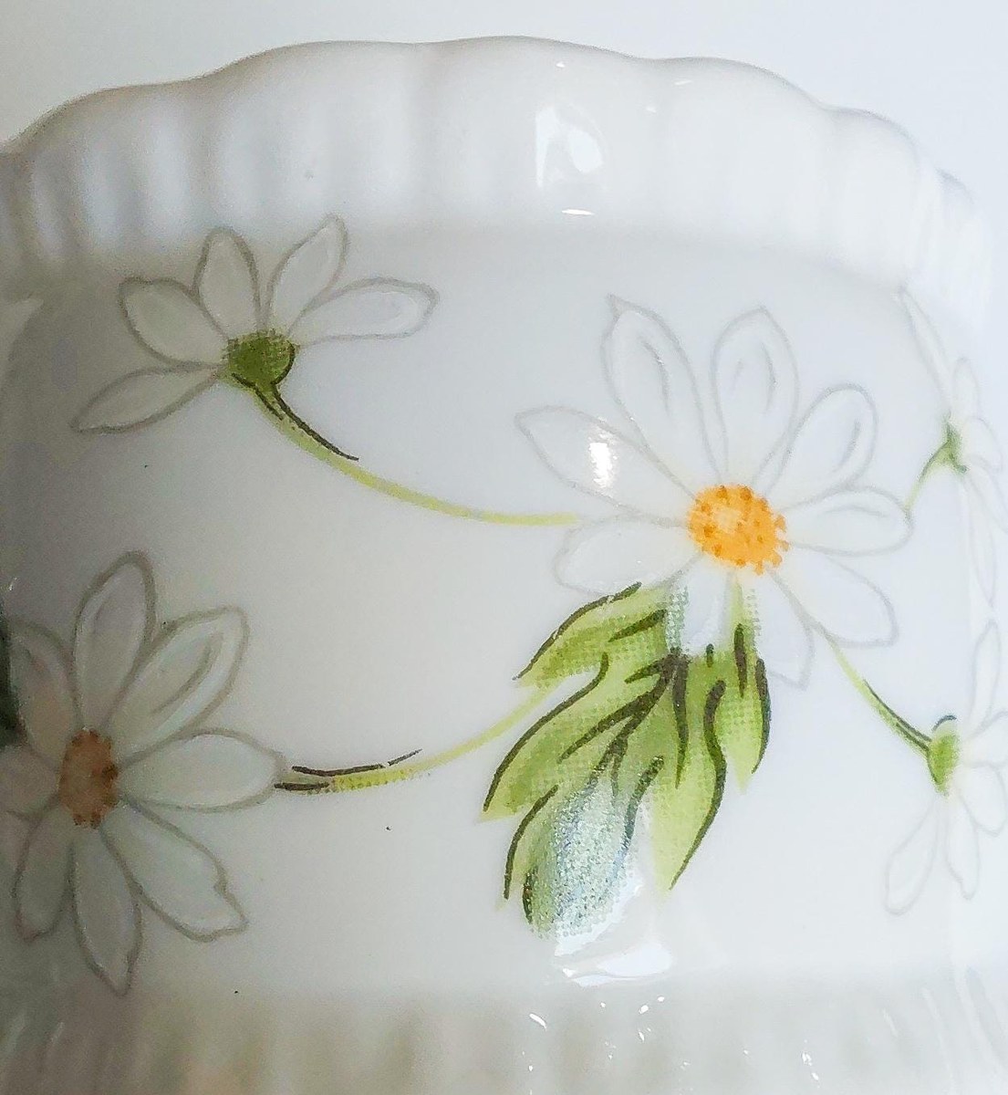 Lefton Daisy Napkin Rings Set of 4, Vintage 1976 Hand Painted Japan Porcelain, Cottagecore Spring Table Decor, view 7