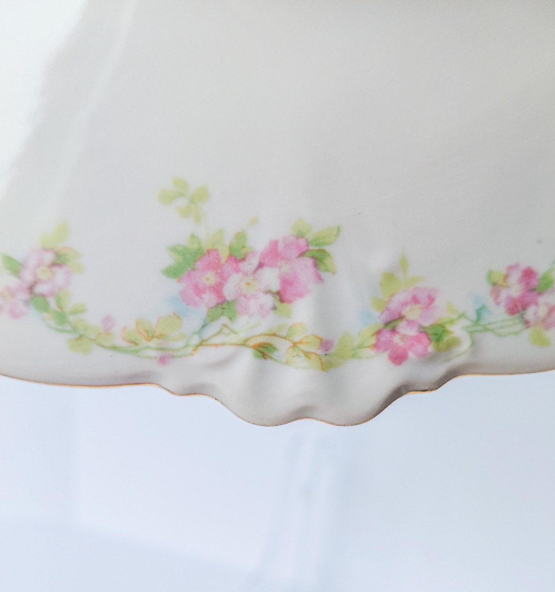 Habsburg HAB95 Round Covered Vegetable Bowl, Antique Austrian Porcelain Pink Floral Serving Bowl, 1892-1909 China, view 9