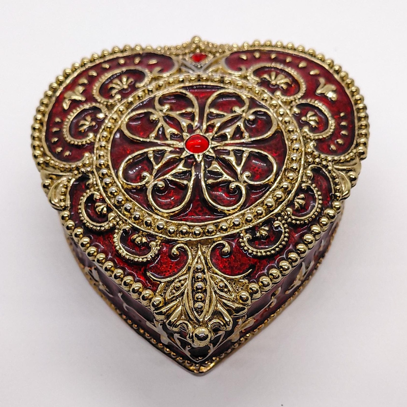 Brass Heart Trinket Box, Vintage Ruby Red Enamel Filigree Jewelry Box, Romantic Vanity Ring Box Gift for Her