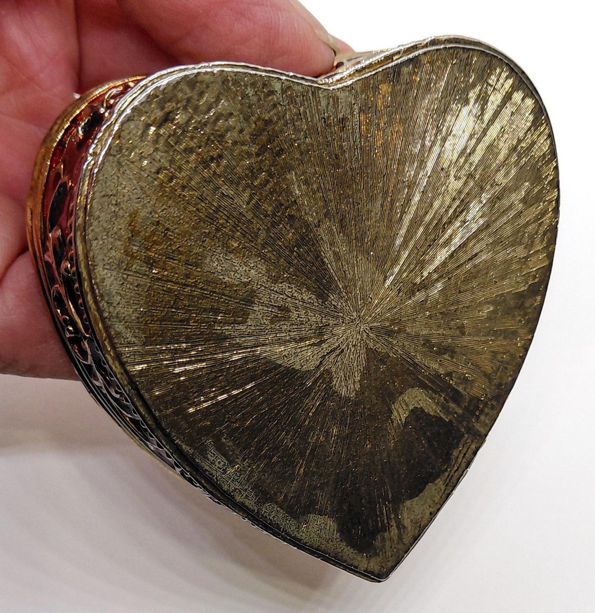 Brass Heart Trinket Box, Vintage Ruby Red Enamel Filigree Jewelry Box, Romantic Vanity Ring Box Gift for Her, view 18