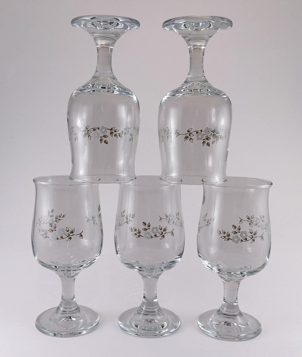 Pfaltzgraff Heirloom Wine Glasses Set of 6, Vintage Floral Stemware 8 oz, Gray White Floral Dinner Party Glass, view 16
