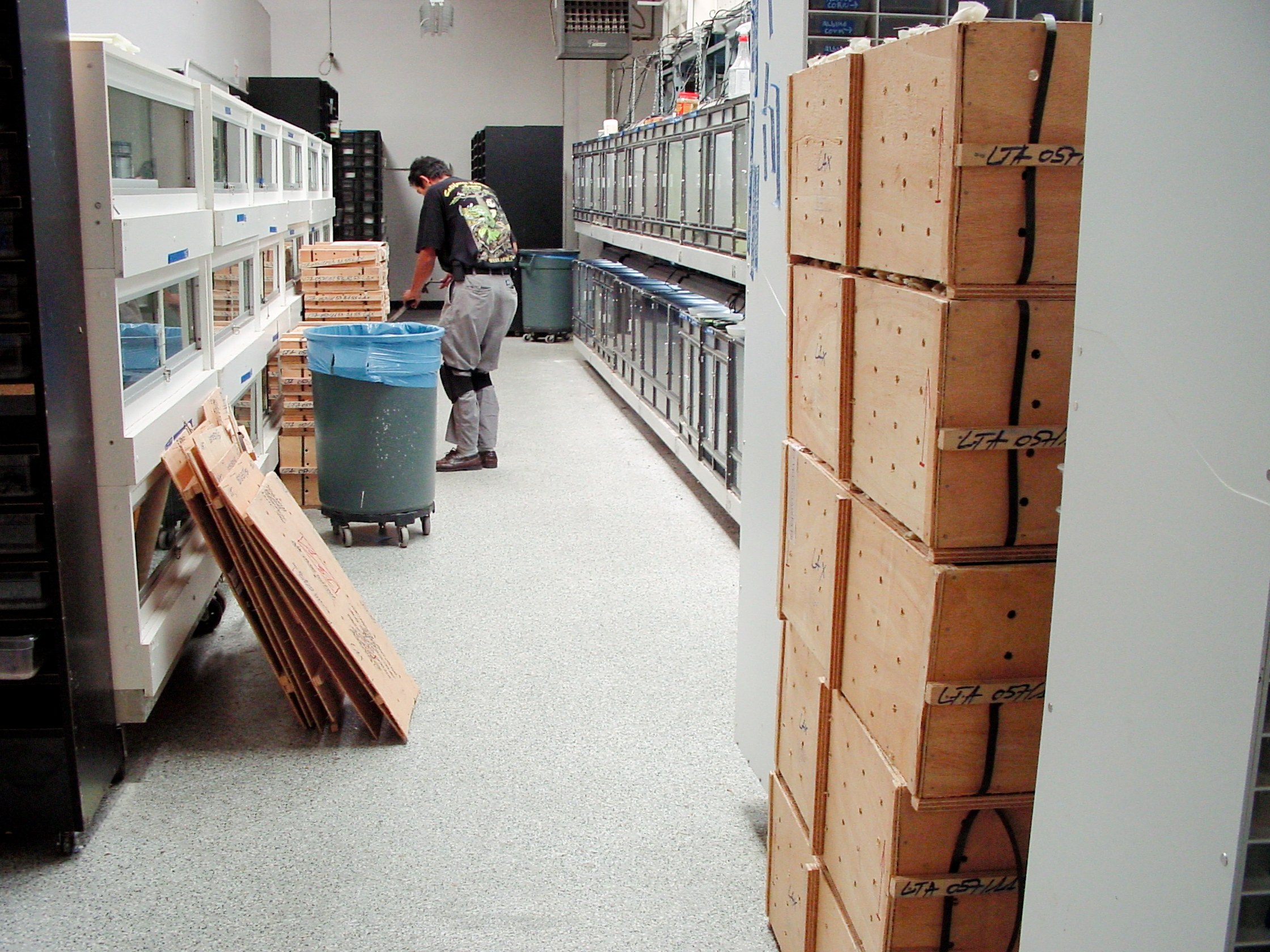 California Zoological Supply facility, photo 9