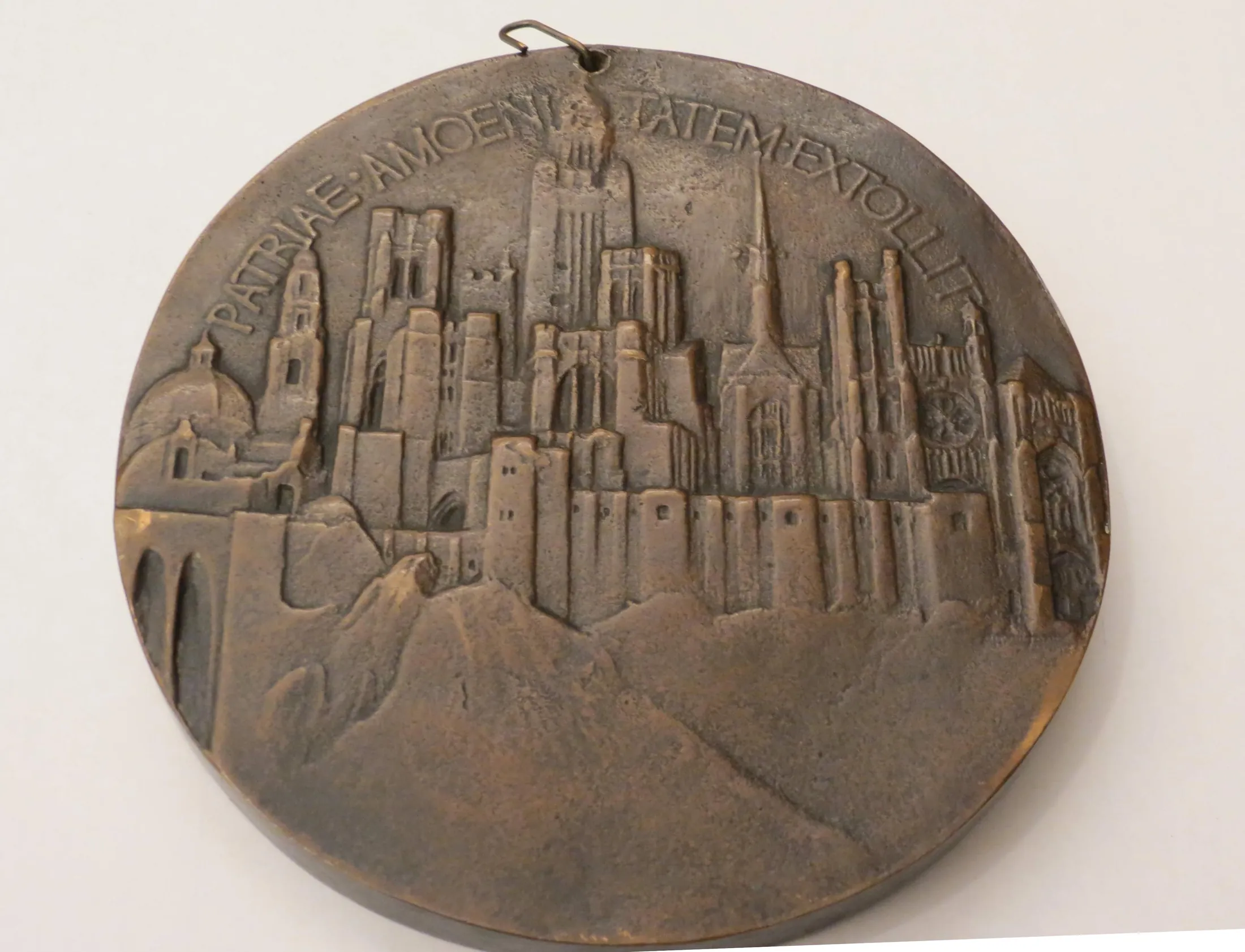 Bertram Grosvenor Goodhue Medal, reverse detail, Details, Details