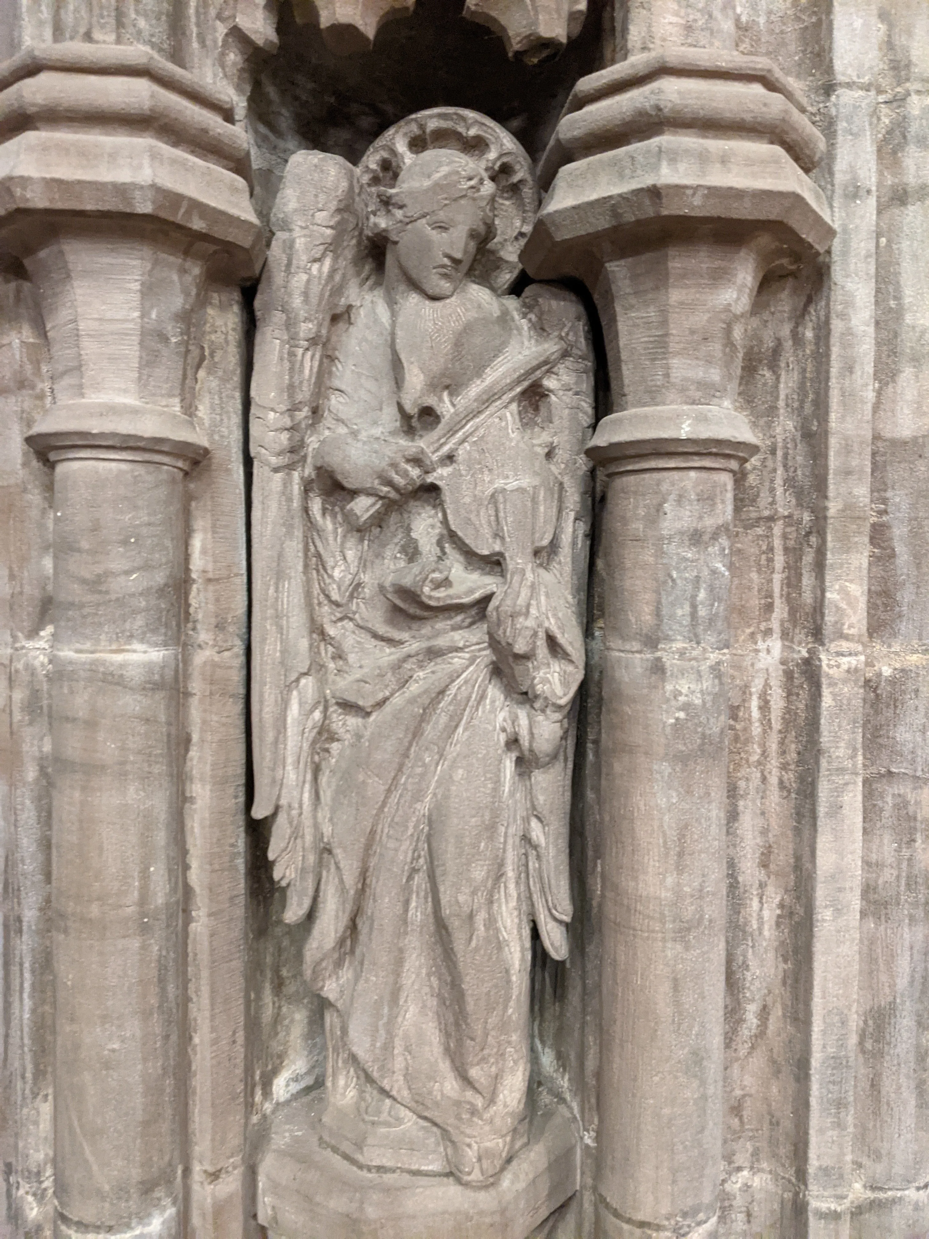 Angel beside the doorway, Brooklyn, New York · 1910