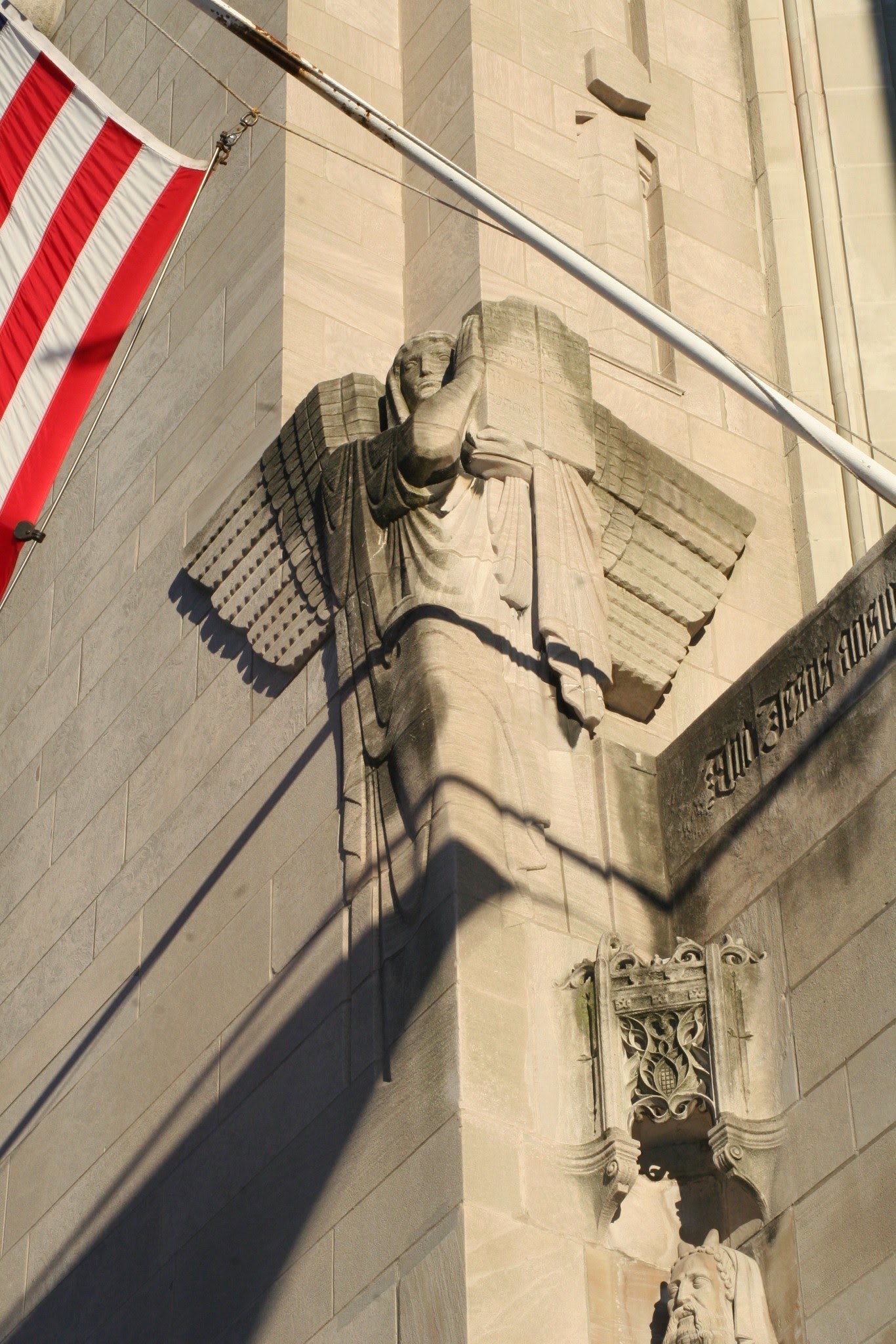 Exterior carved figure at the Church of the Heavenly Rest