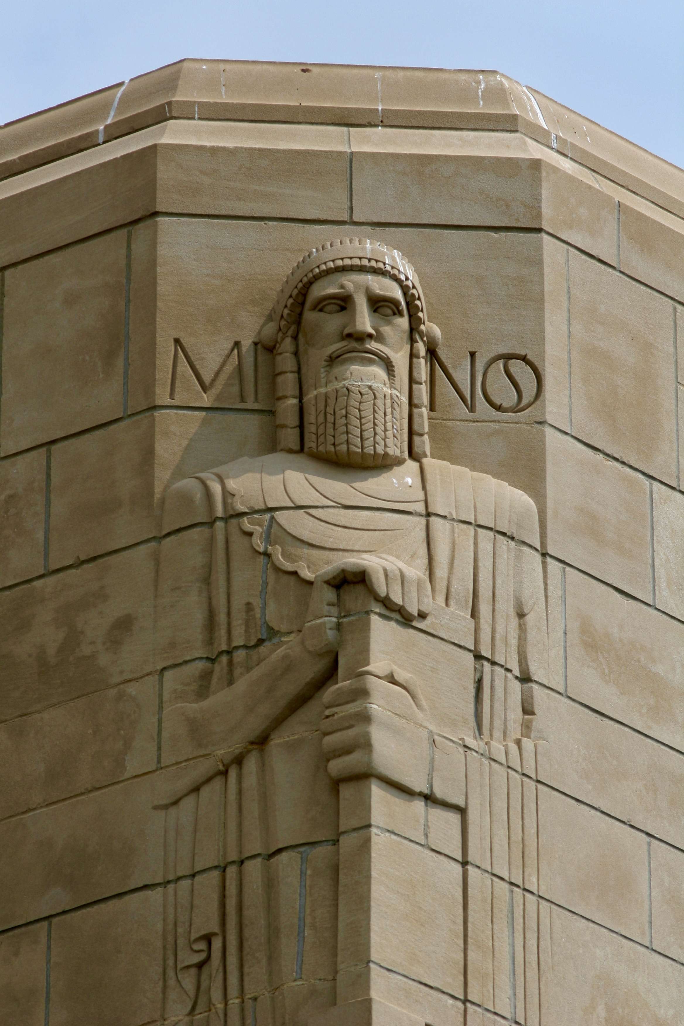 Lee Lawrie’s Minos figure at the Nebraska State Capitol