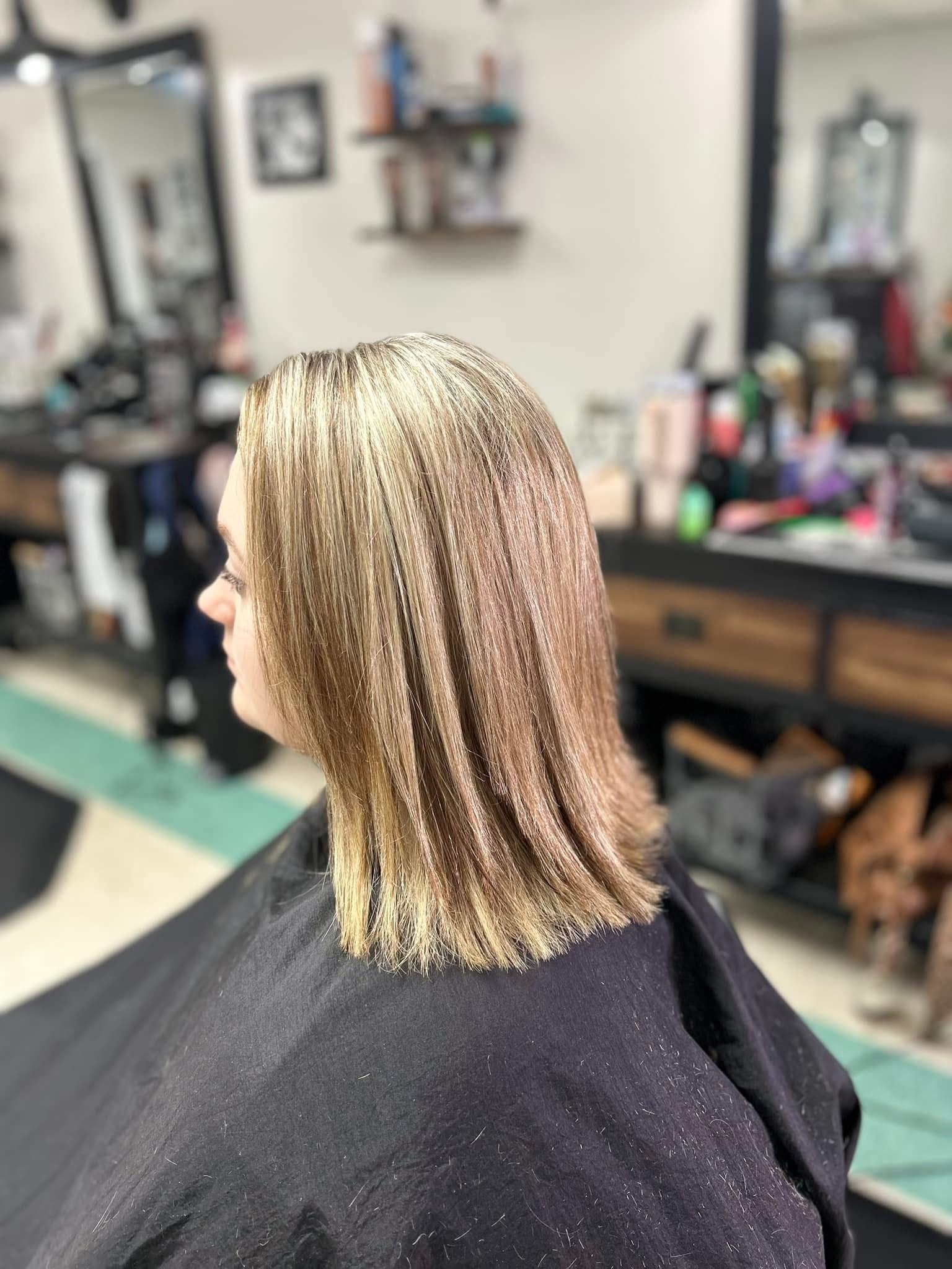 Woody’s Barber Shop and The Color Room client style, photo 10