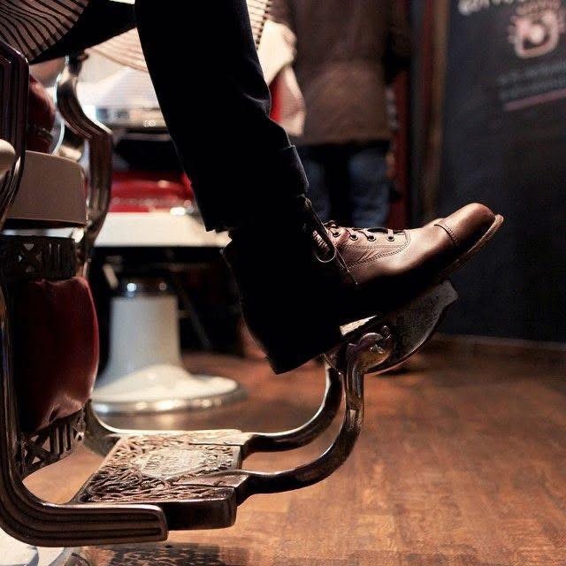 Woody’s Barber Shop and The Color Room client style, photo 19