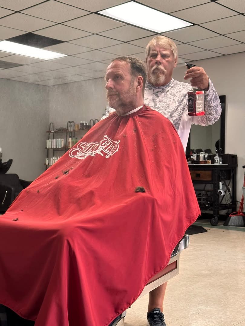 Woody’s Barber Shop and The Color Room client style, photo 26
