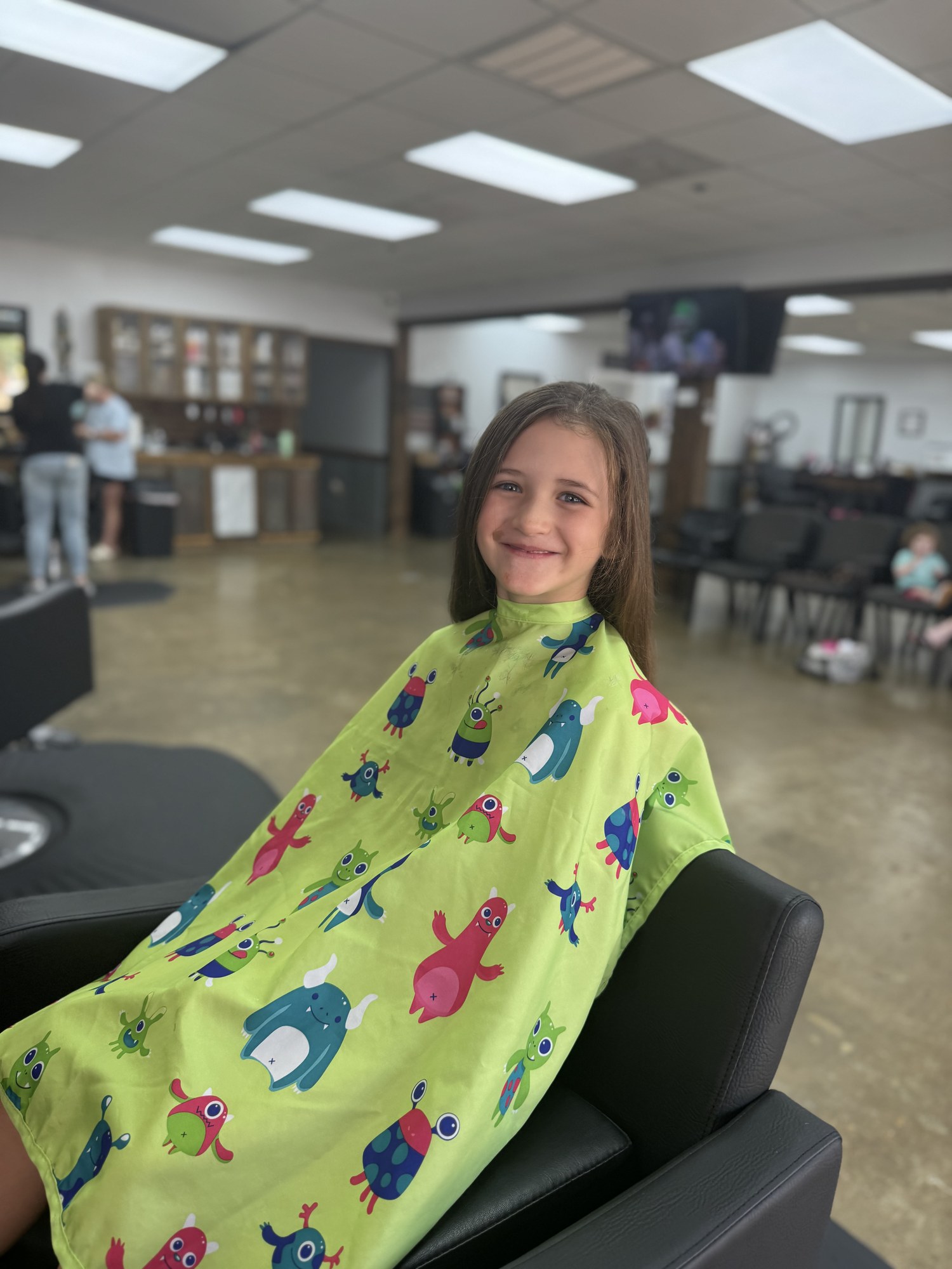 Woody’s Barber Shop and The Color Room client style, photo 42