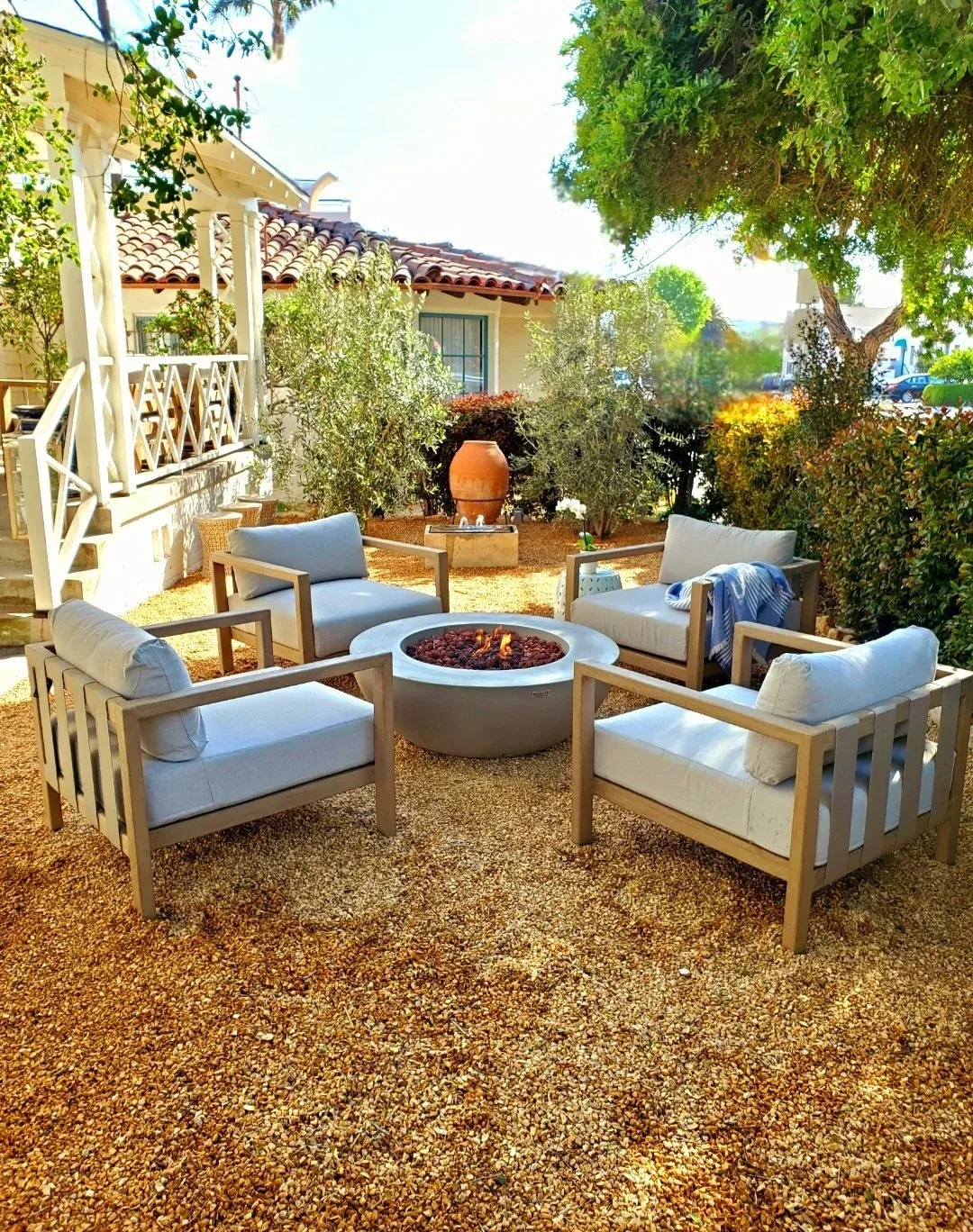 Garden firepit seating circle