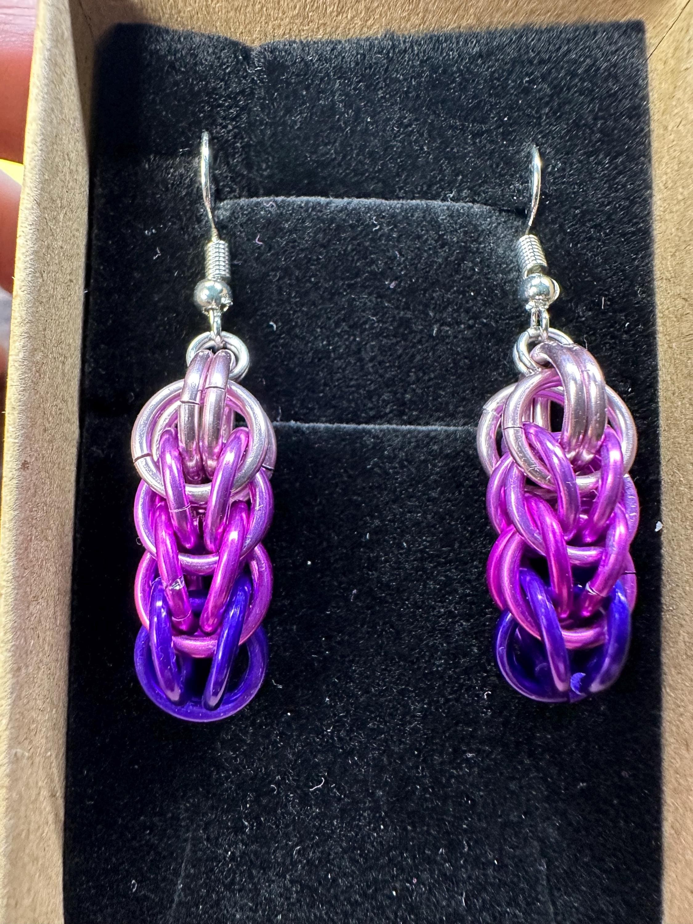 Pink to Purple Gradient Persian Weave Chainmaille Earrings