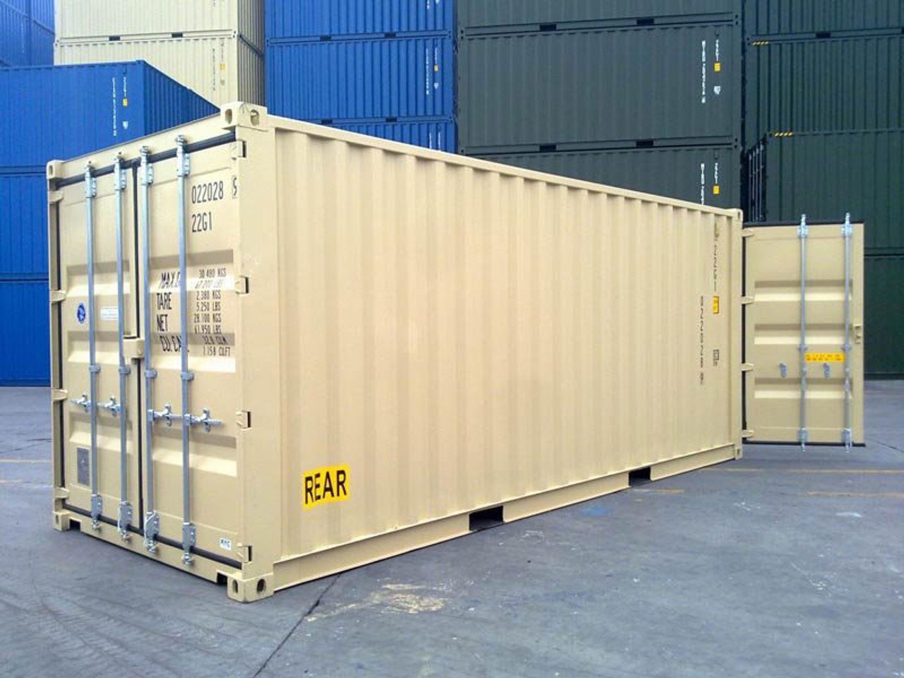 20' Shipping Container 'Like New'.  Double Door in both ends.