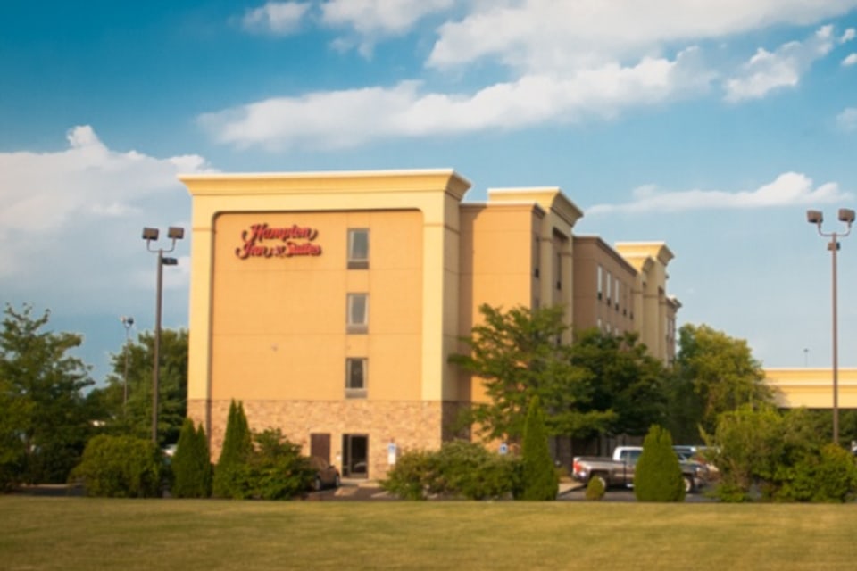 Hampton Inn & Suites Columbus Hilliard exterior