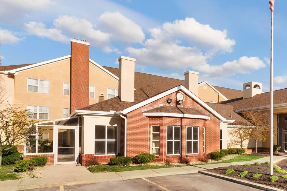 Homewood Suites by Hilton Columbus-Hilliard exterior