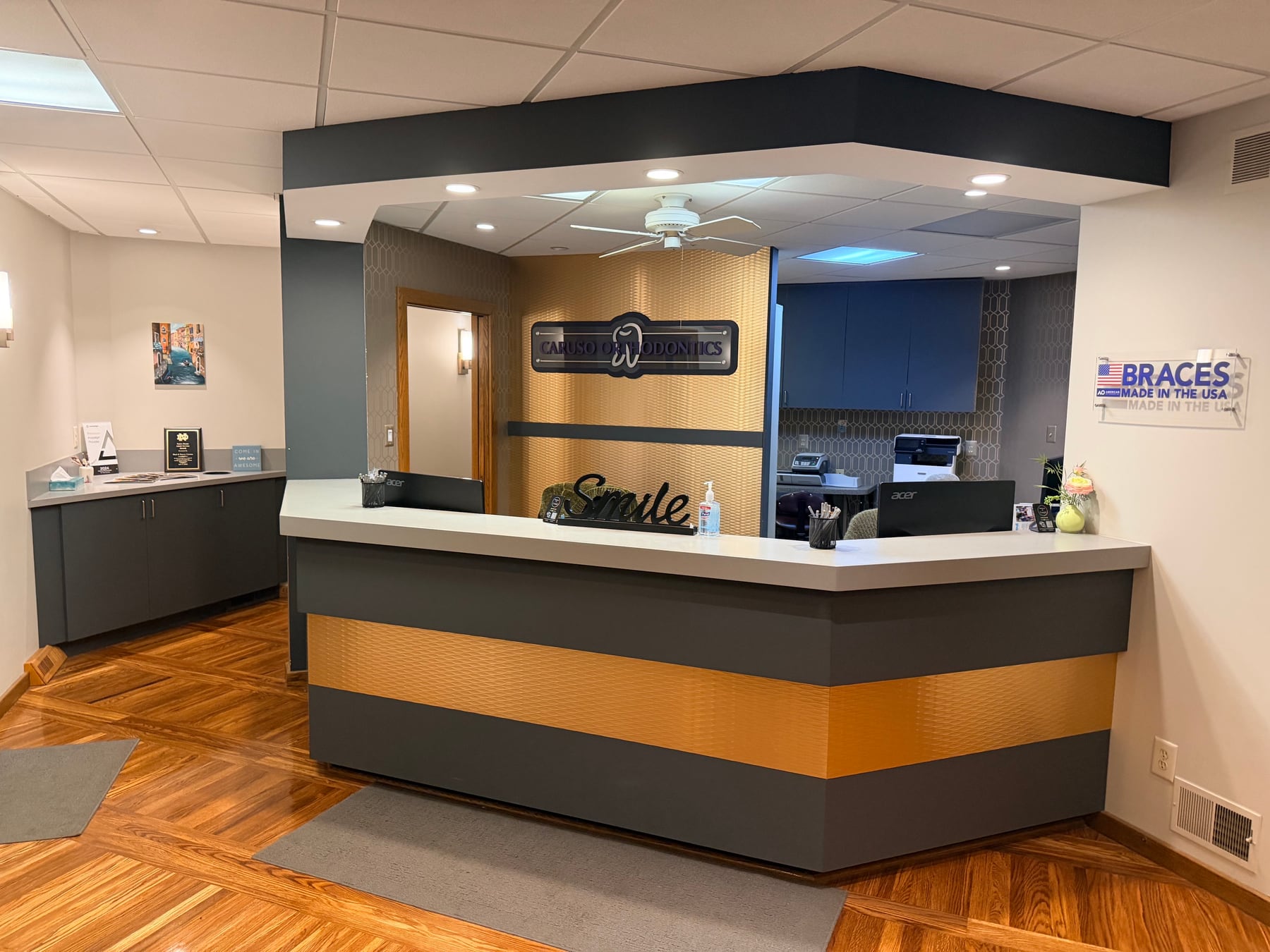 Reception desk at Caruso Orthodontics in New Hartford