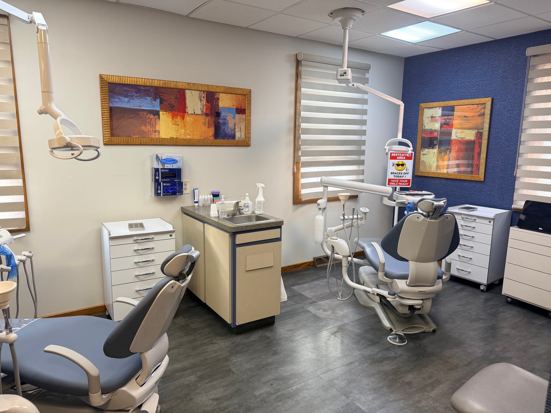 Orthodontic treatment room in the New Hartford office