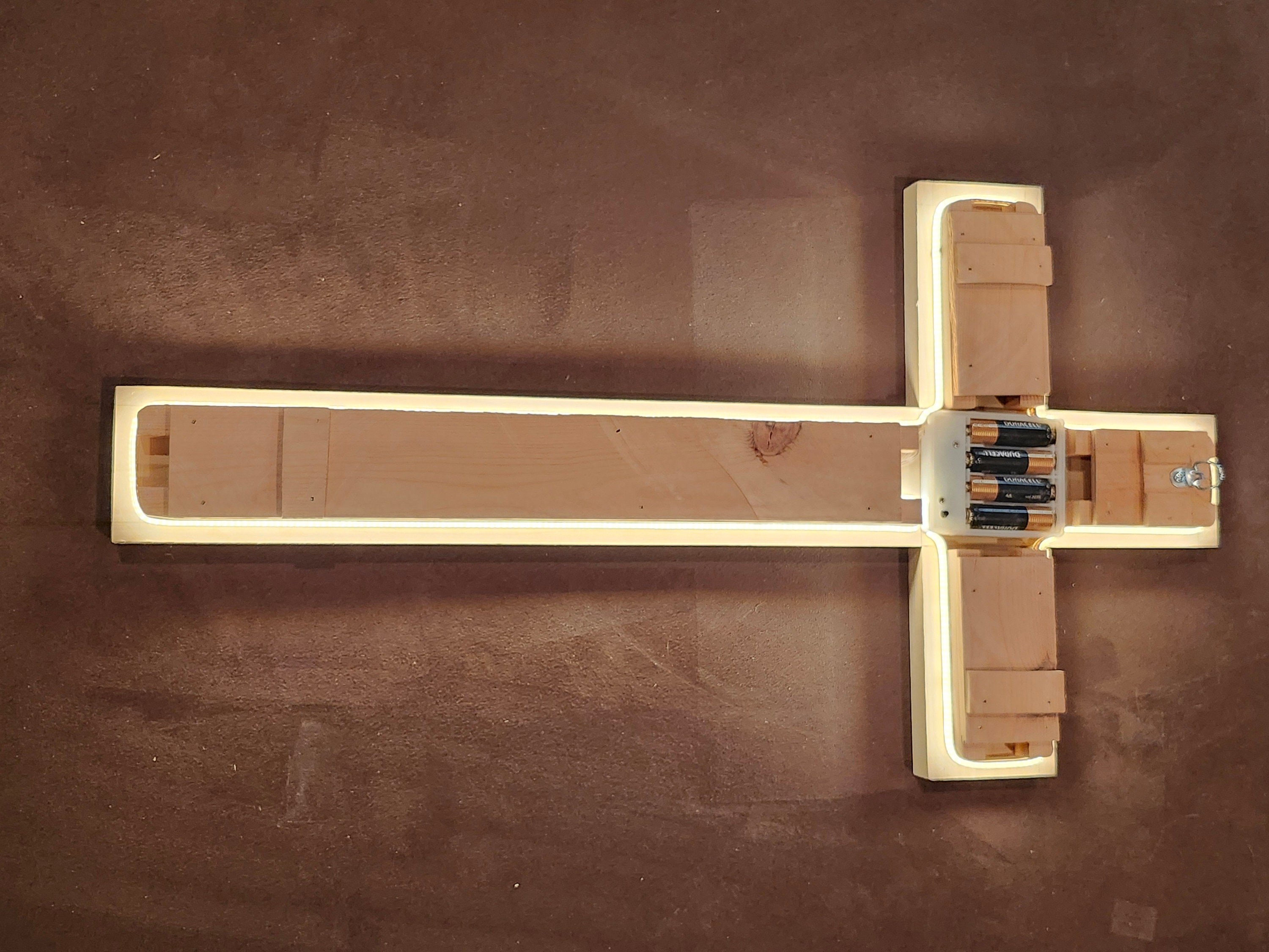 24-inch Lighted Wood Cross, detail 5