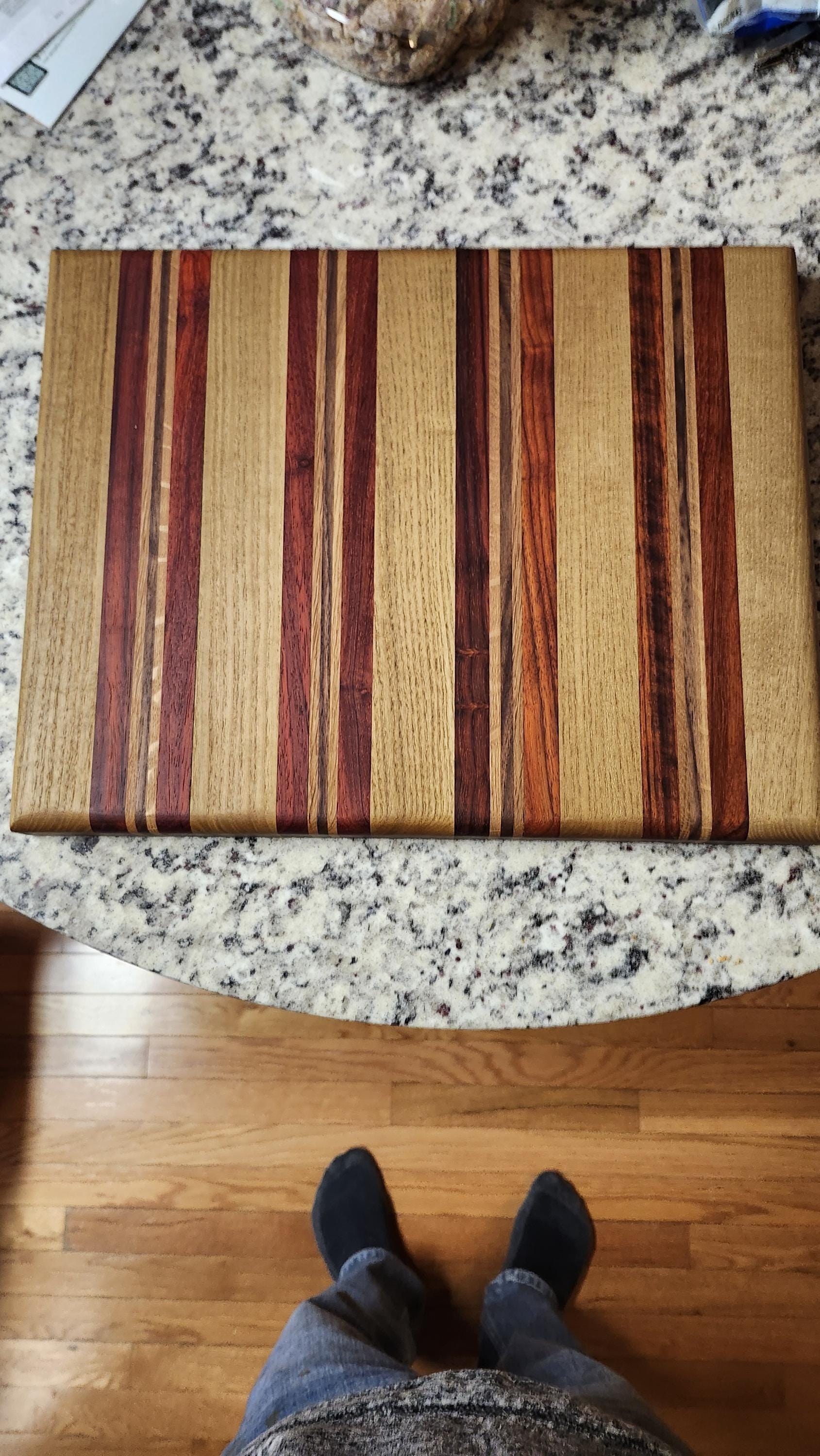 Hardwood Charcuterie Board, detail 2