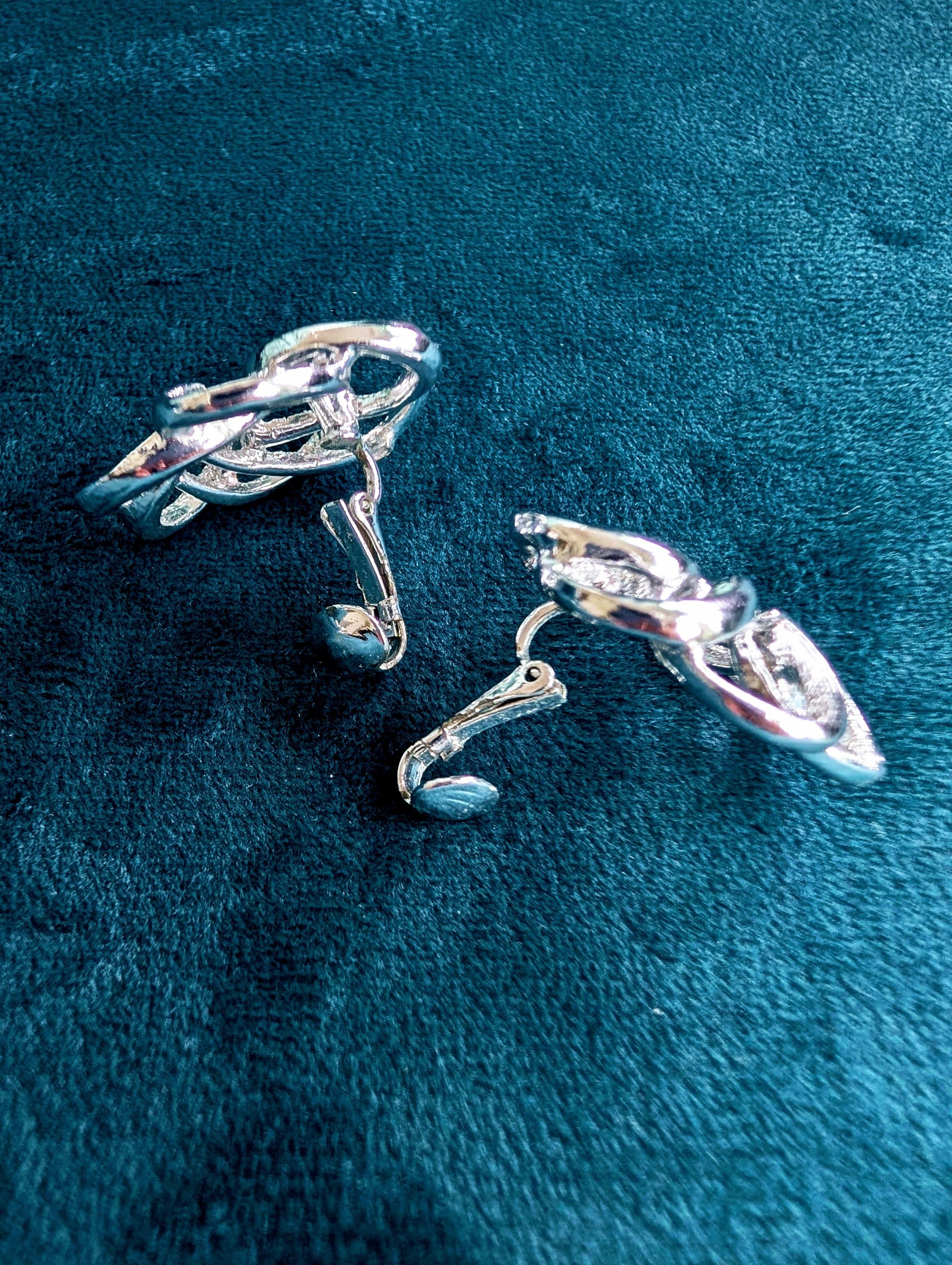 Brooch and Clip Earrings Set by Sarah Coventry, view 7