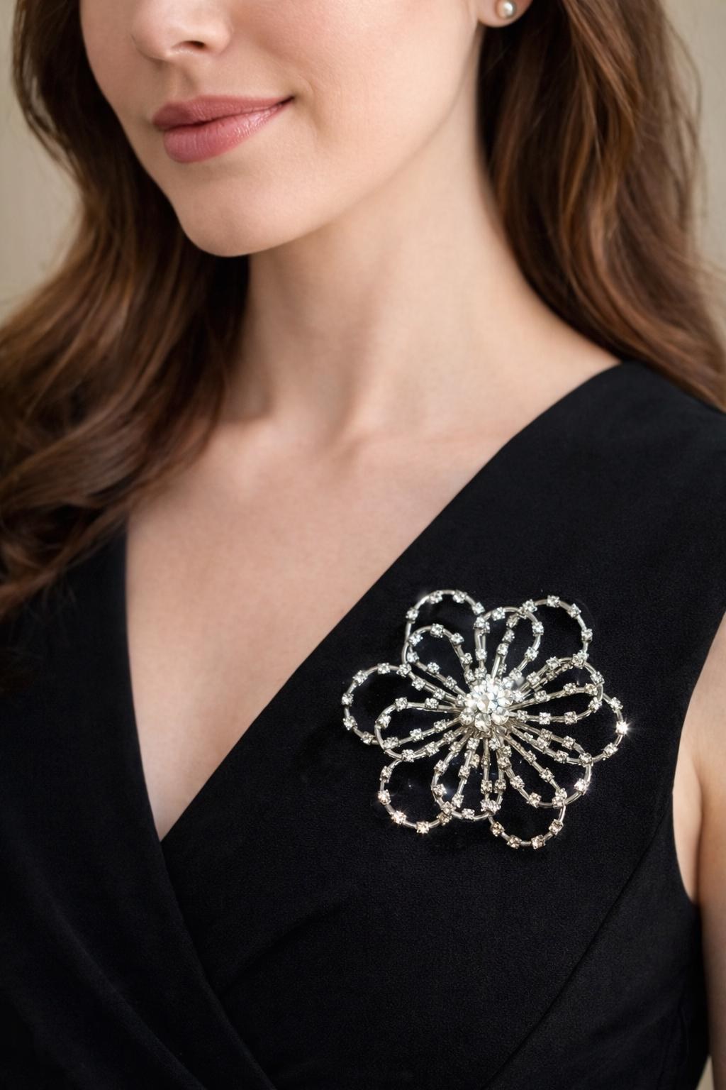 Vintage Silver Rhinestone Flower Broach