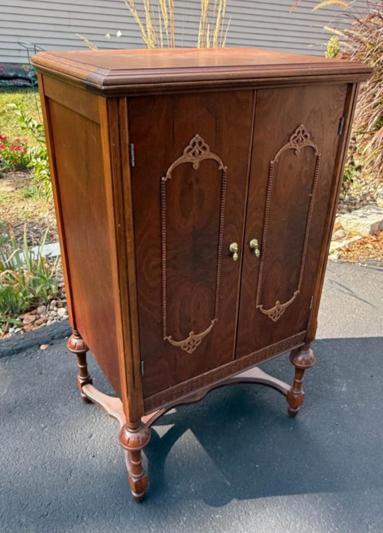 CUSTOM ORDER *OPTION: 1930s Gothic / Tudor Radio Cabinet Vanity, view 7