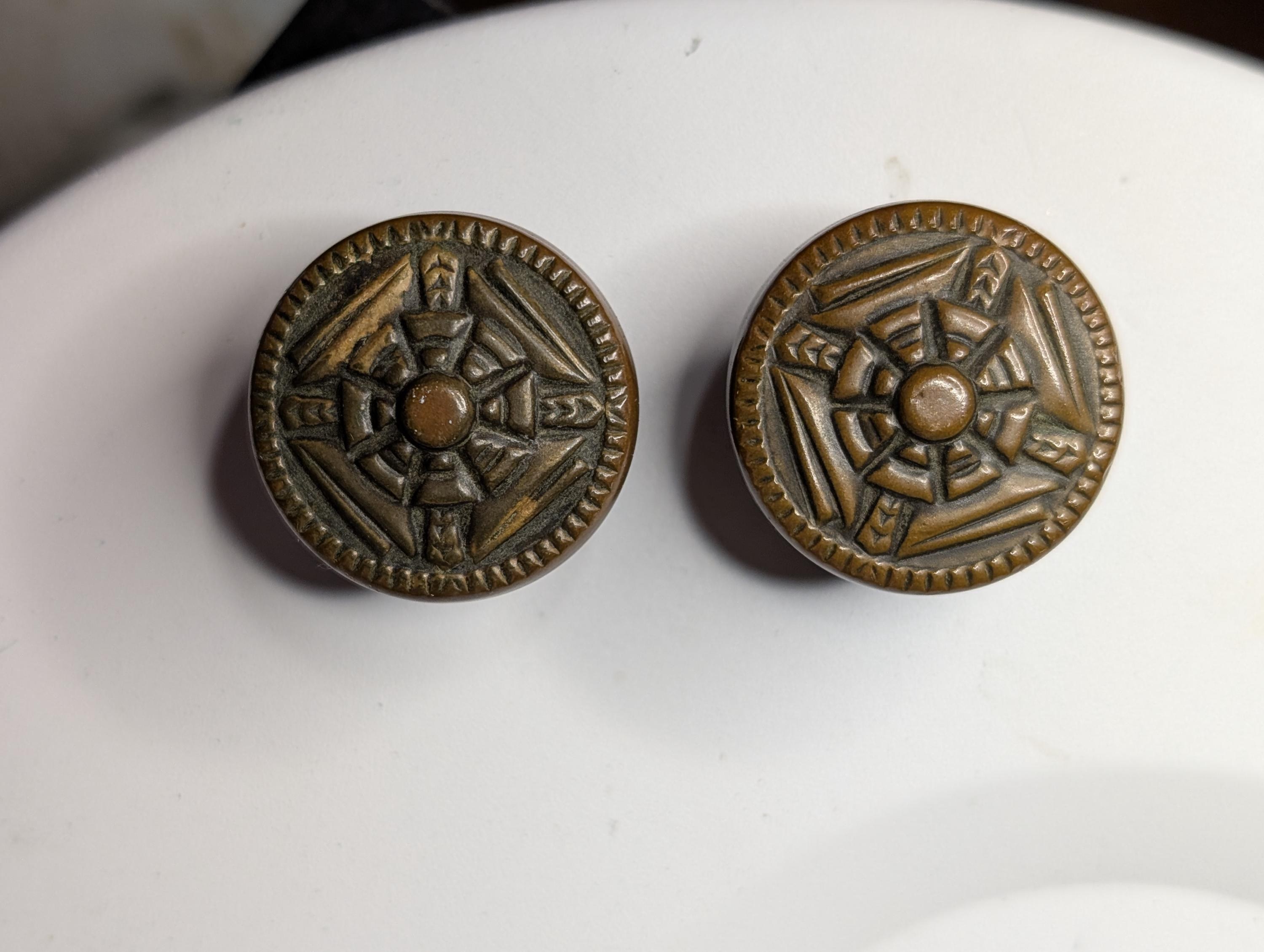 Original Majestic Radio Knobs – Matched Pair – 1929–1932 Console Radio Controls, view 8