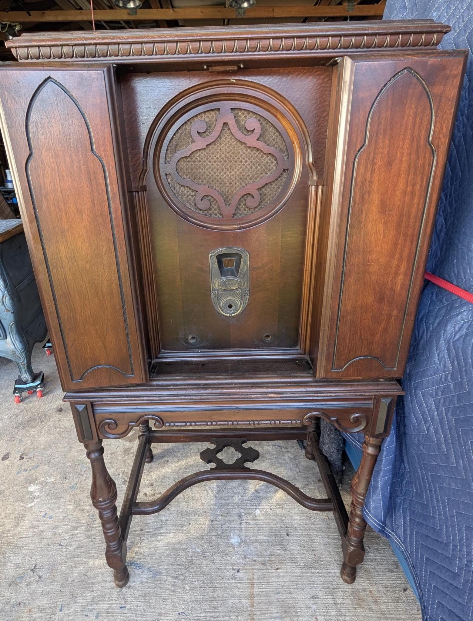 Original Majestic Radio Knobs – Matched Pair – 1929–1932 Console Radio Controls, view 10