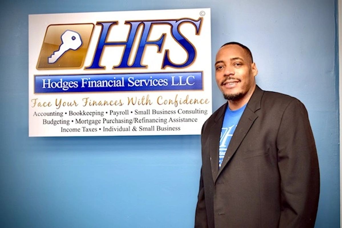 Hodges Financial Services office sign