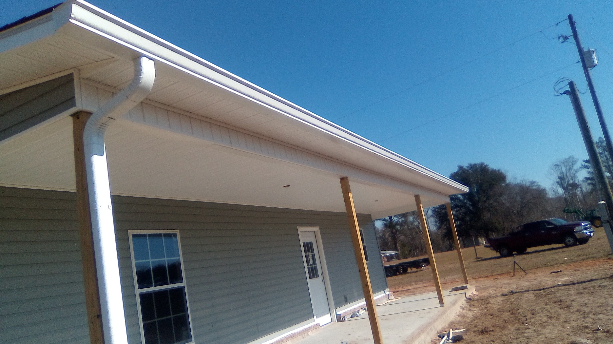 Finished gutters at a residential home