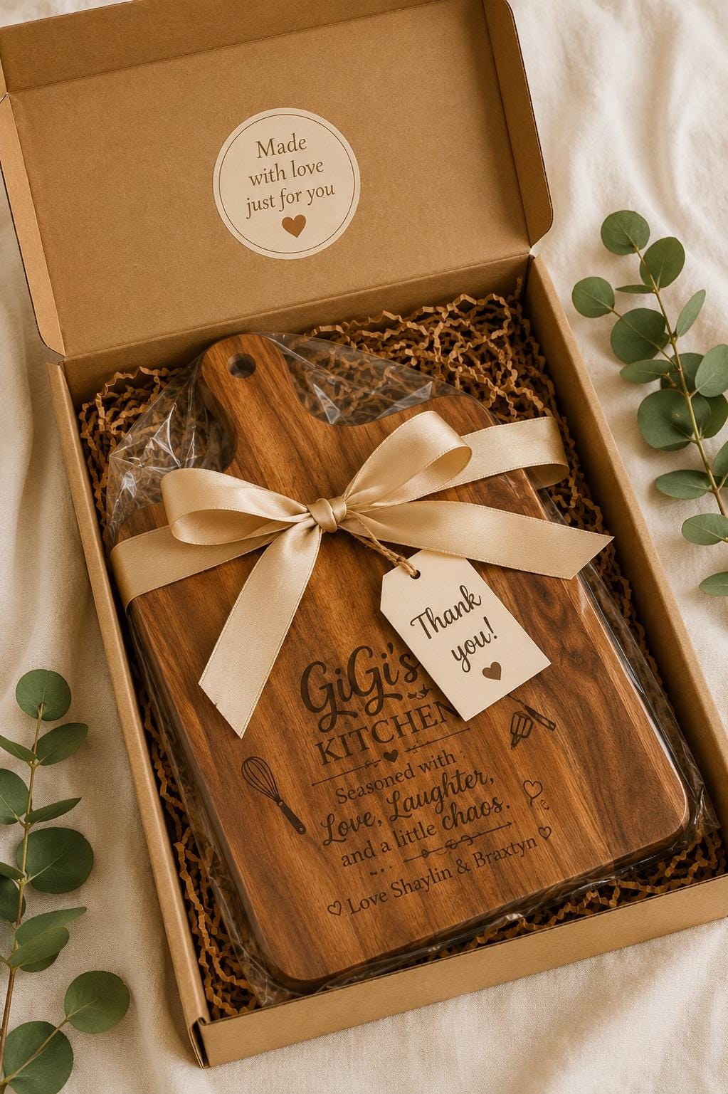Personalized Acacia Wood Serving Board: Custom Engraved Kitchen Gift (GiGi's Kitchen), additional product photo