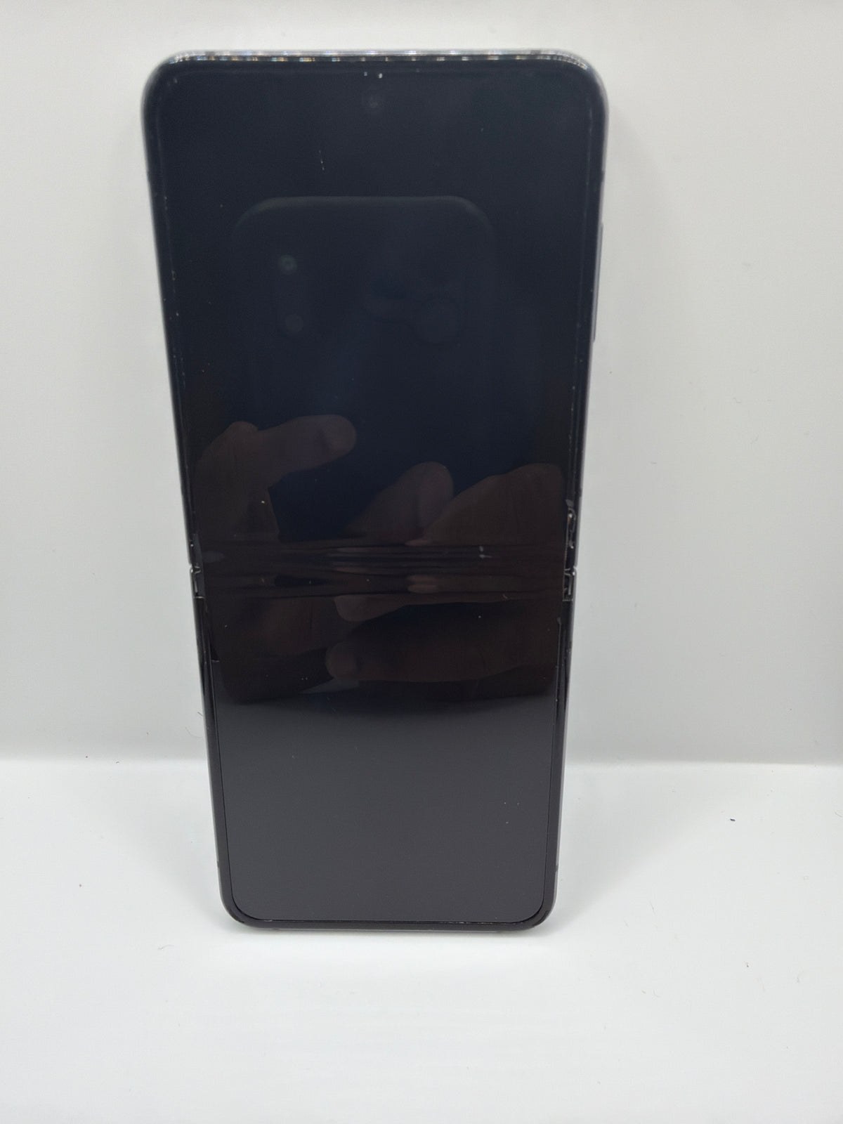 Samsung Galaxy Z Flip5 5G Foldable Smartphone – SM-F731U ATT LOCKED 256 gb 8gb