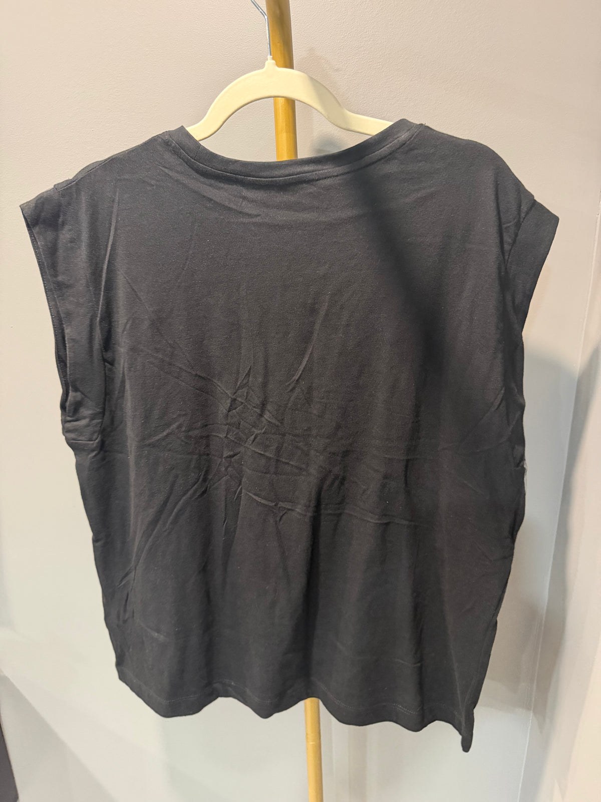 Women’s Clothing, Women’s Tops, Tank Top, Camisole, Black, White, Sleeveless, New