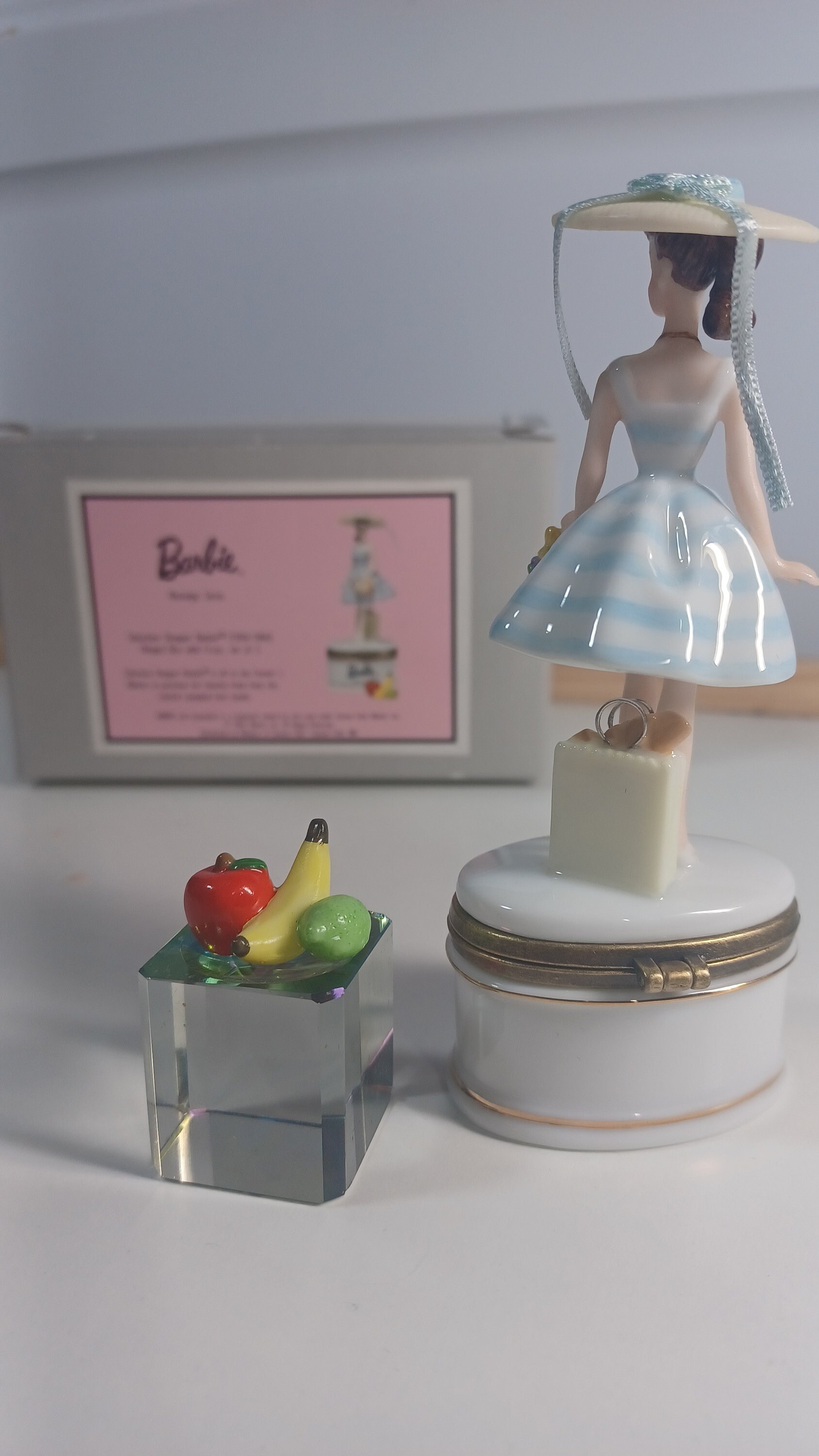 Barbie Suburban Shopper porcelain hinged box with fruit trinket. view 3