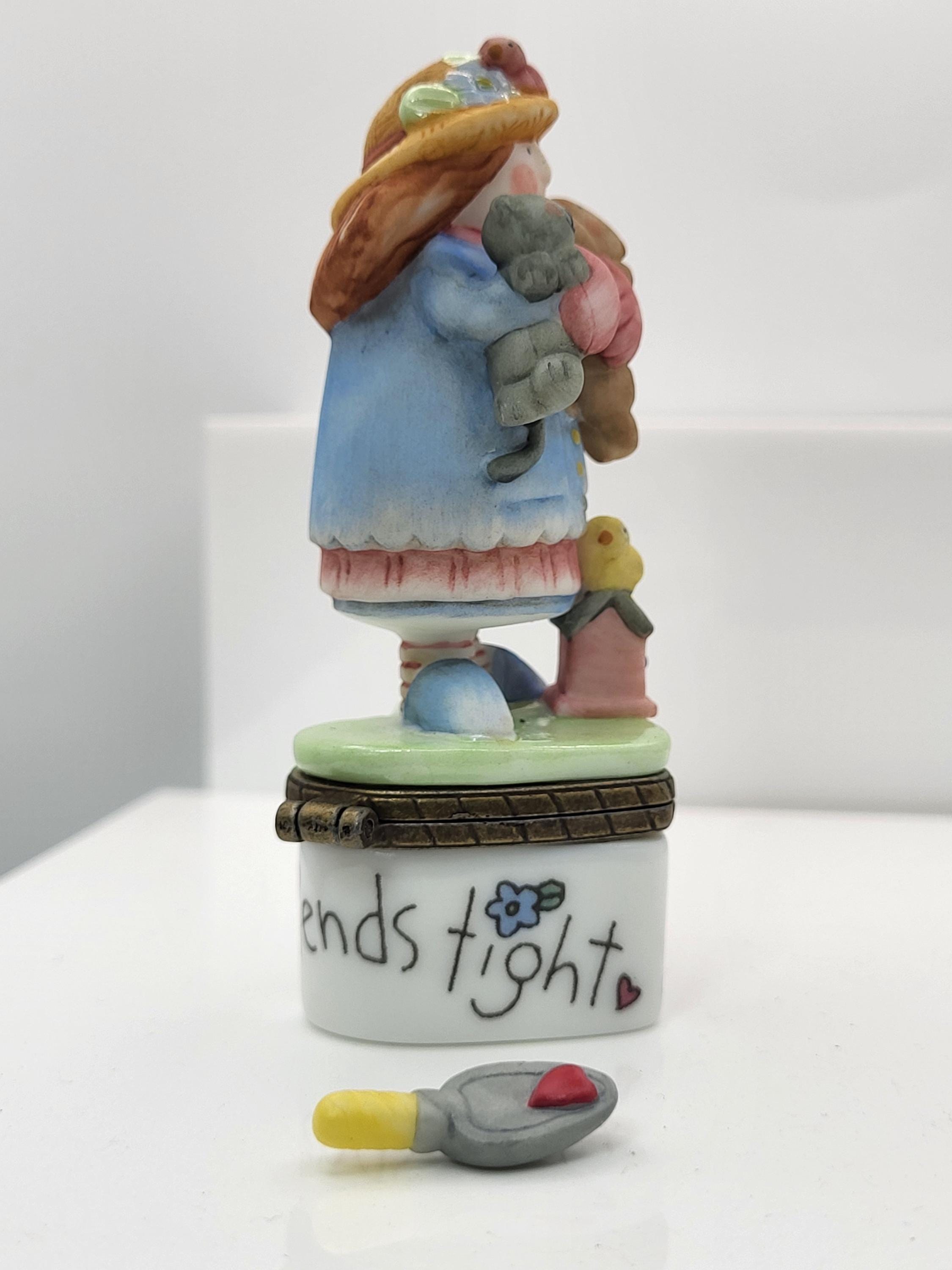 Simple delights by Sue dreamer and friends.Hug your friends trinket box with shovel trinket. Made by Midwest of Cannon Falls. view 3